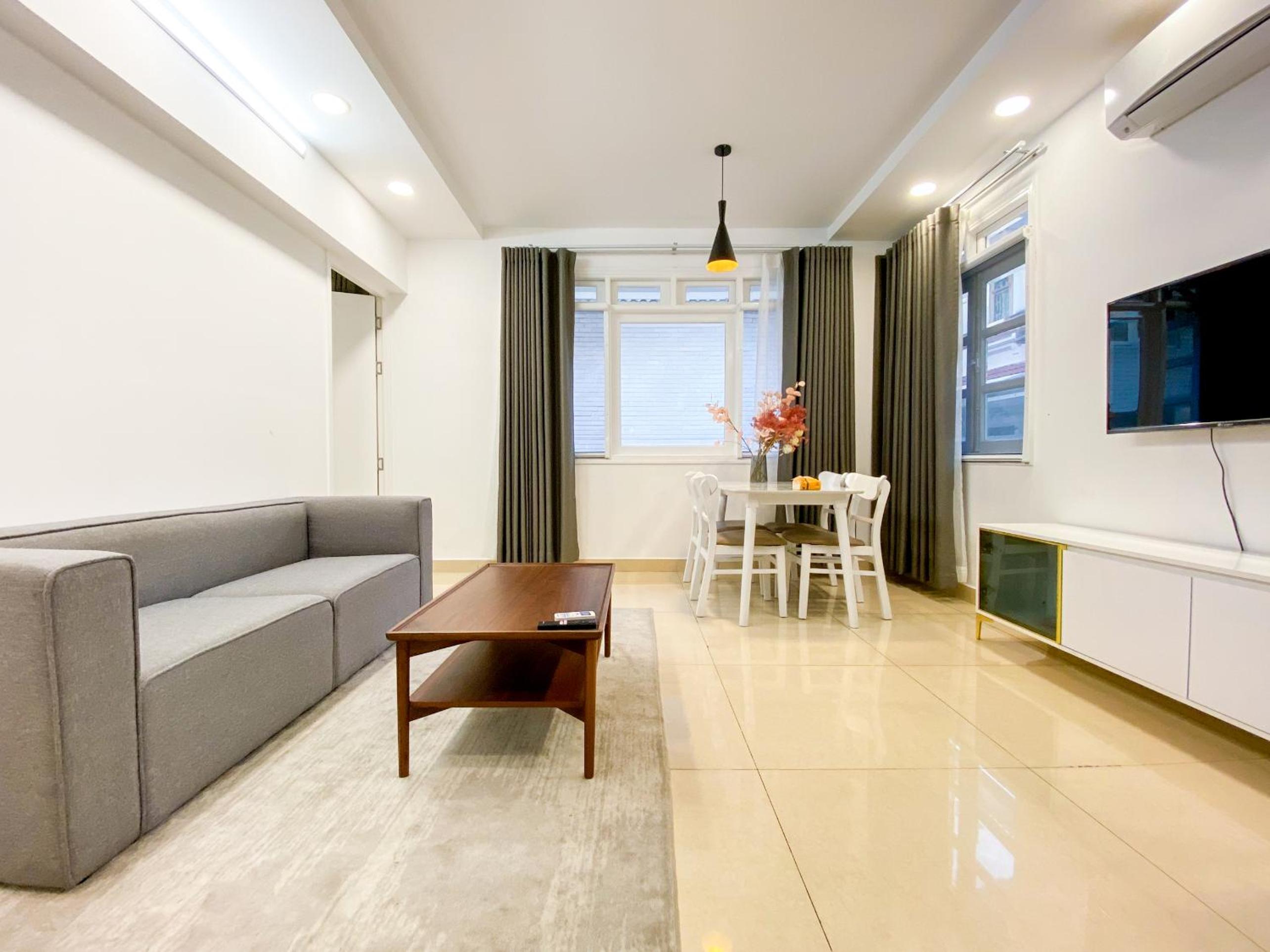 Zeus Living - Room in Villas An Phu