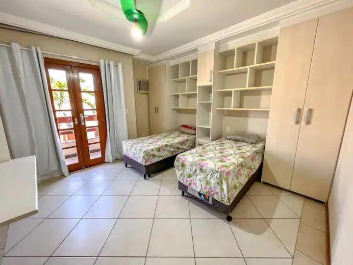 Casa Paris 481 - Sua Mansão na Praia do Morro