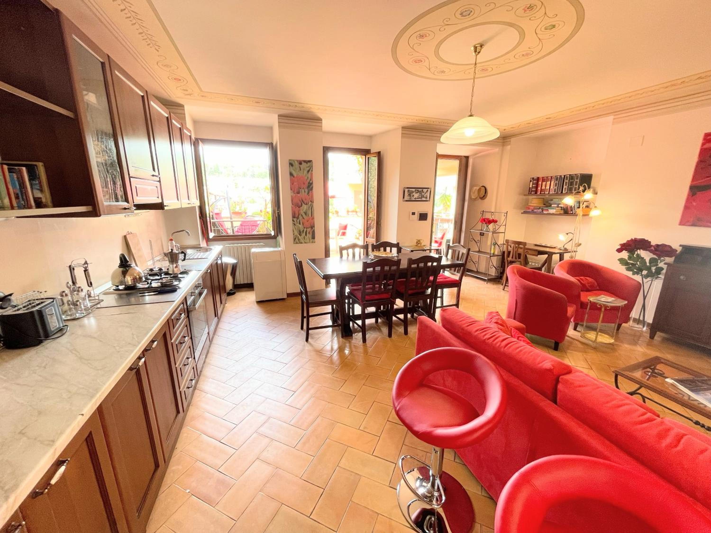 Terrazza Bella/sleeps 4/spoleto/car Not Necessary photo 4