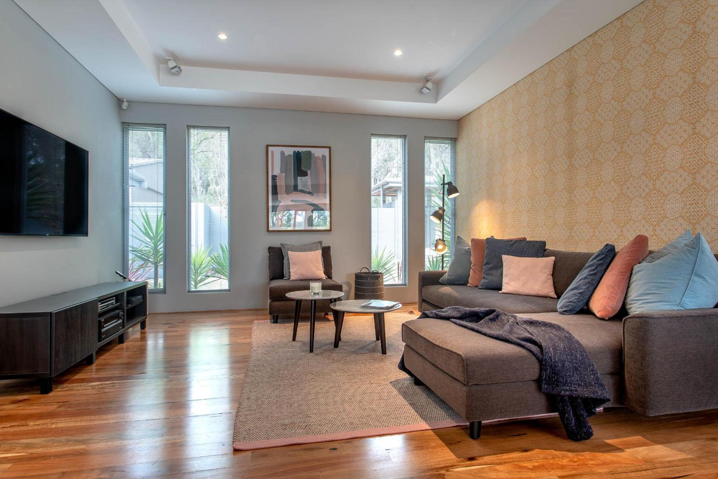 Mahree I Private Properties