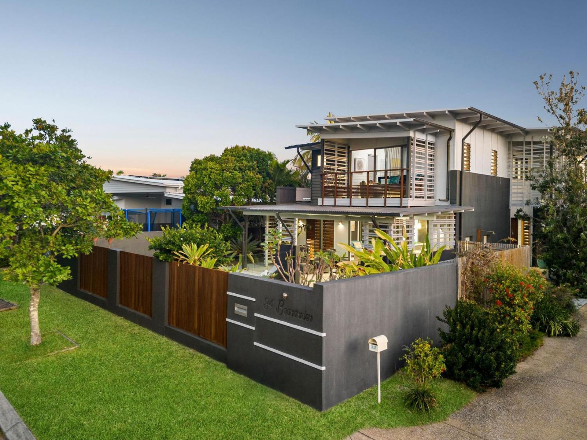 34 Boardrider Crescent