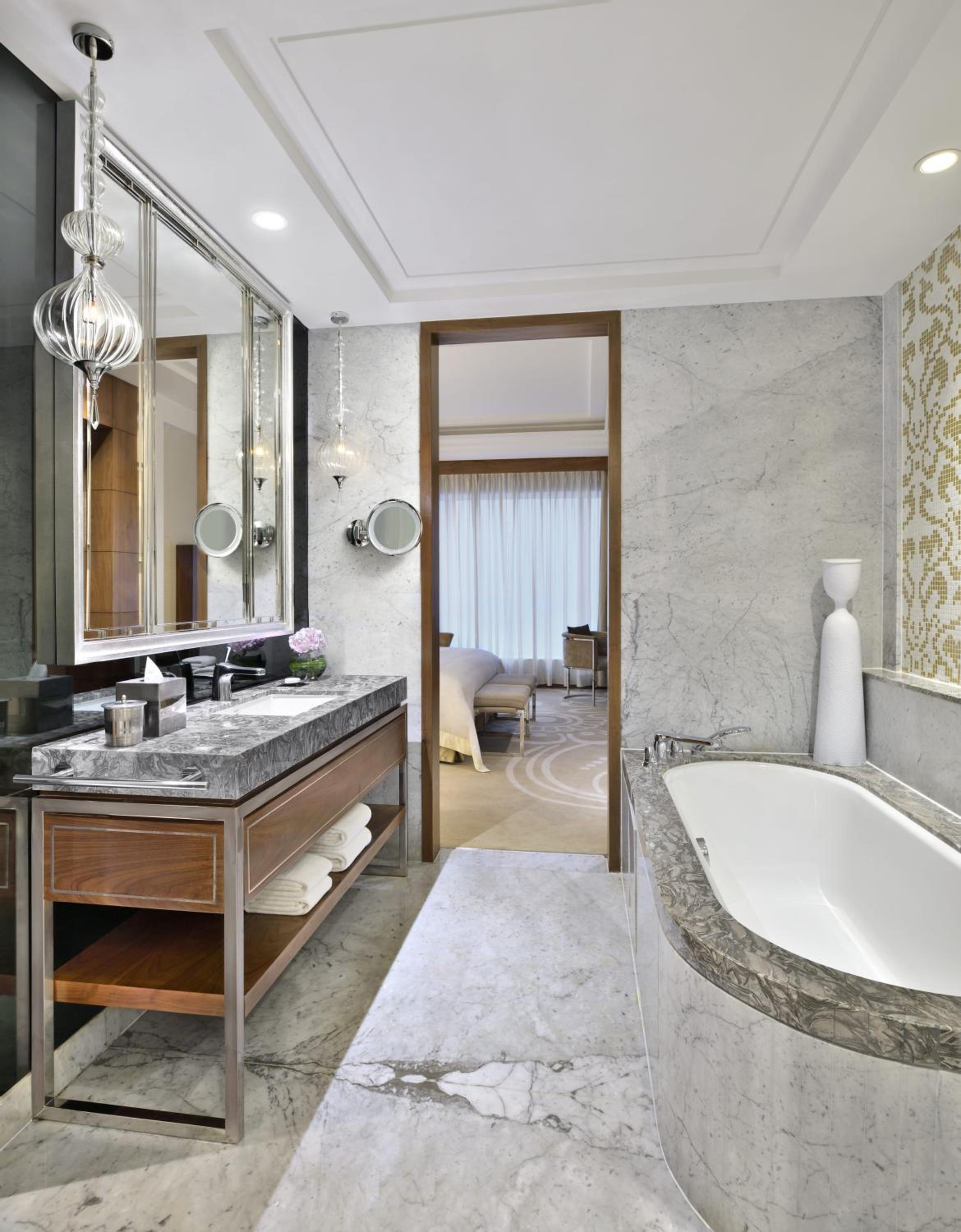 Mumbai Vacations - The St. Regis Mumbai - Property Image 54