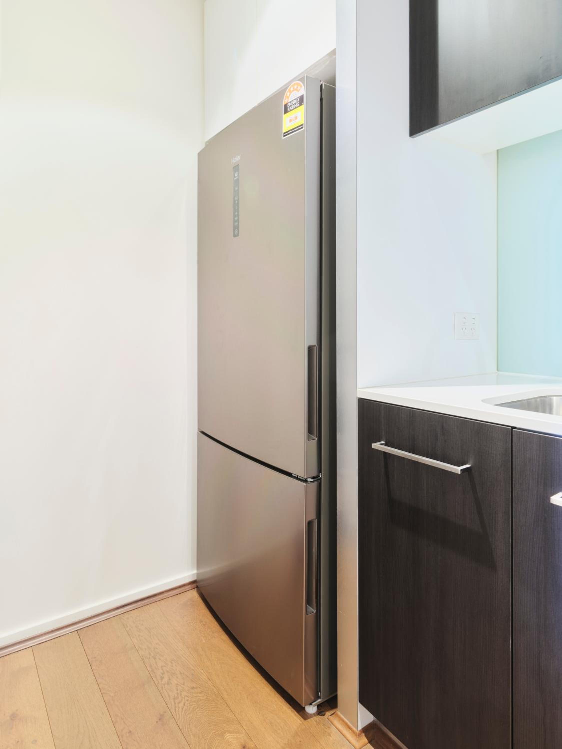 Furnished one bedroom Apartment St Kilda Road for 3 Nights Plus