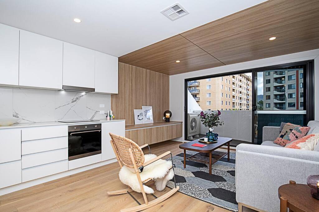 beautiful braddon 1 bed abode