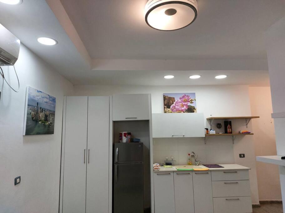 Luxury Jacuzzi Near Beach, APT with 80sq garden view 4