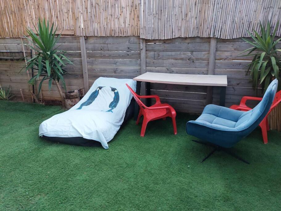 Luxury Jacuzzi Near Beach, APT with 80sq garden view 5