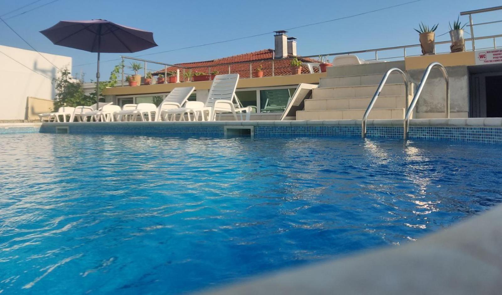 Eli Guest House