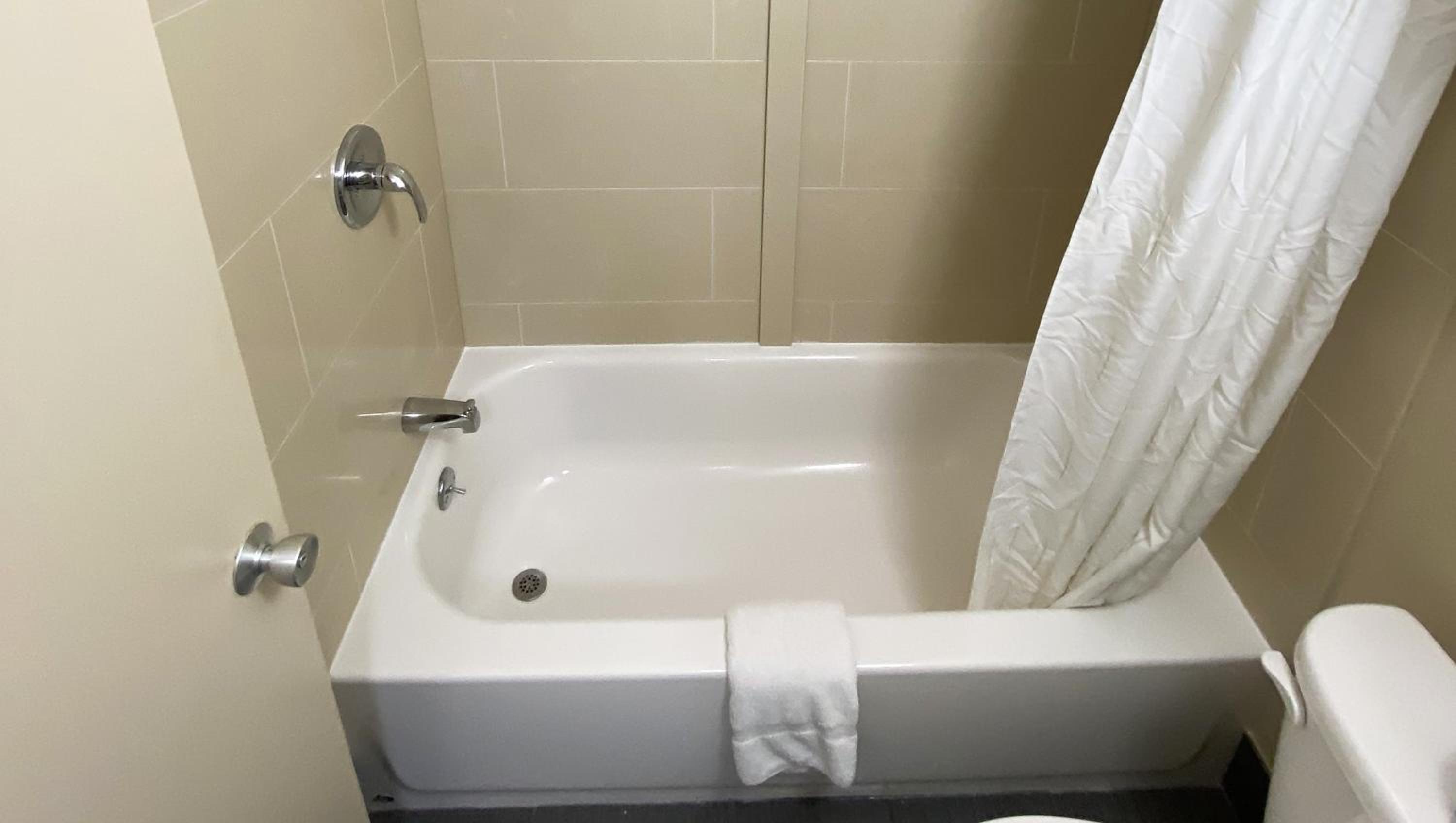 Express Inn Newport News - Property Image 41