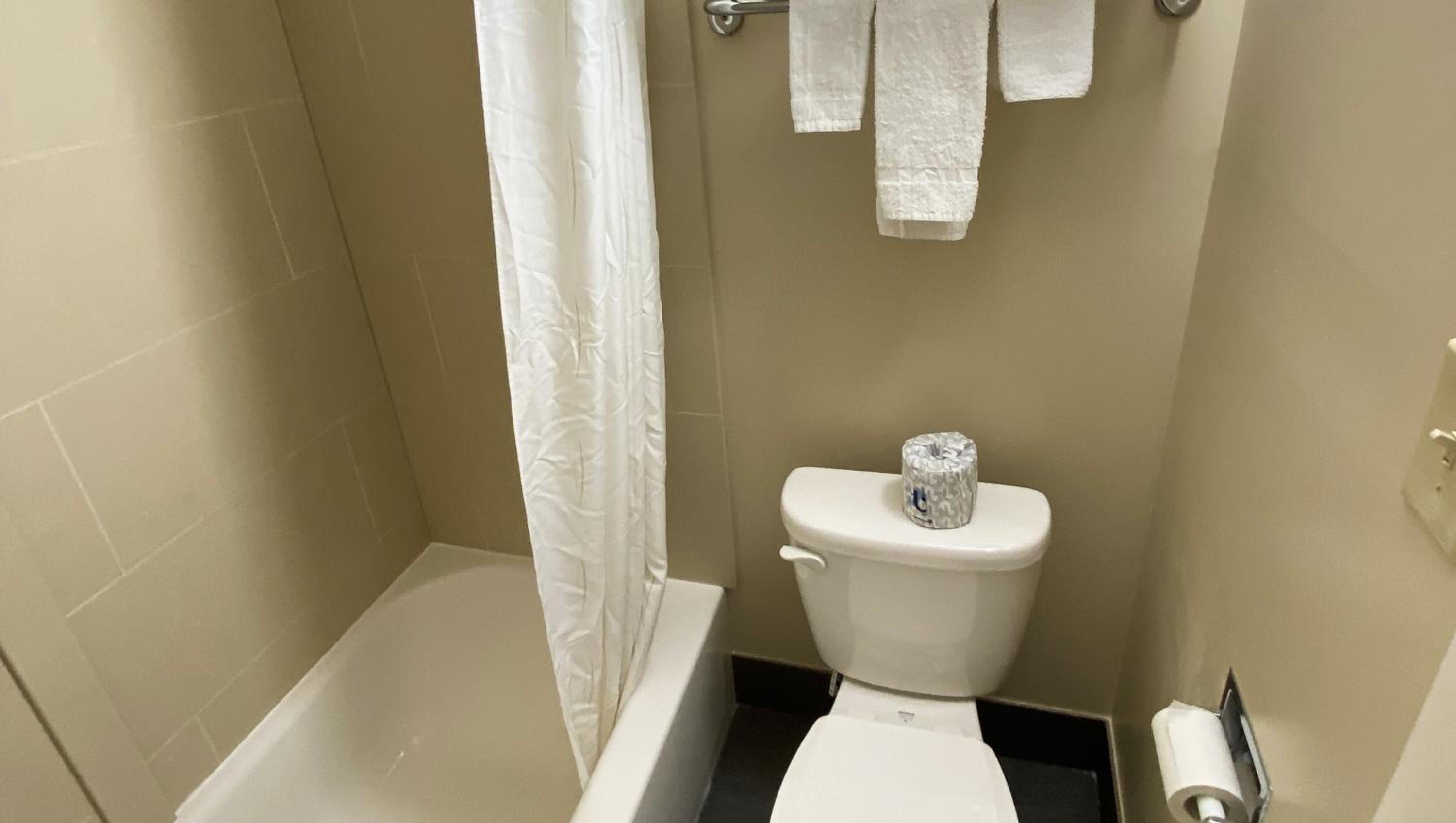 Express Inn Newport News - Property Image 40