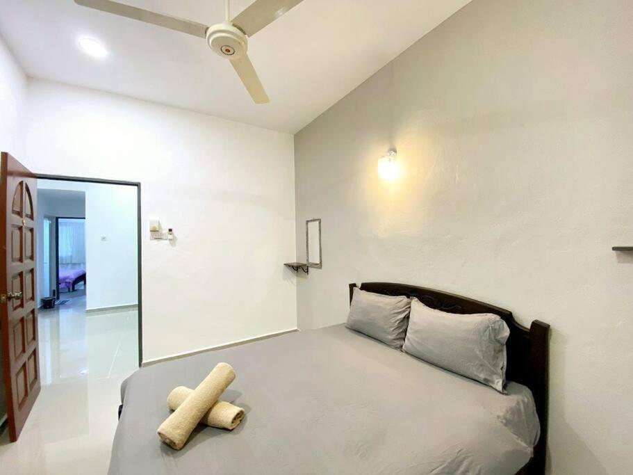 Modern Cozy Sweet House 4 ROOM 10pax@ALMA BM photo 5