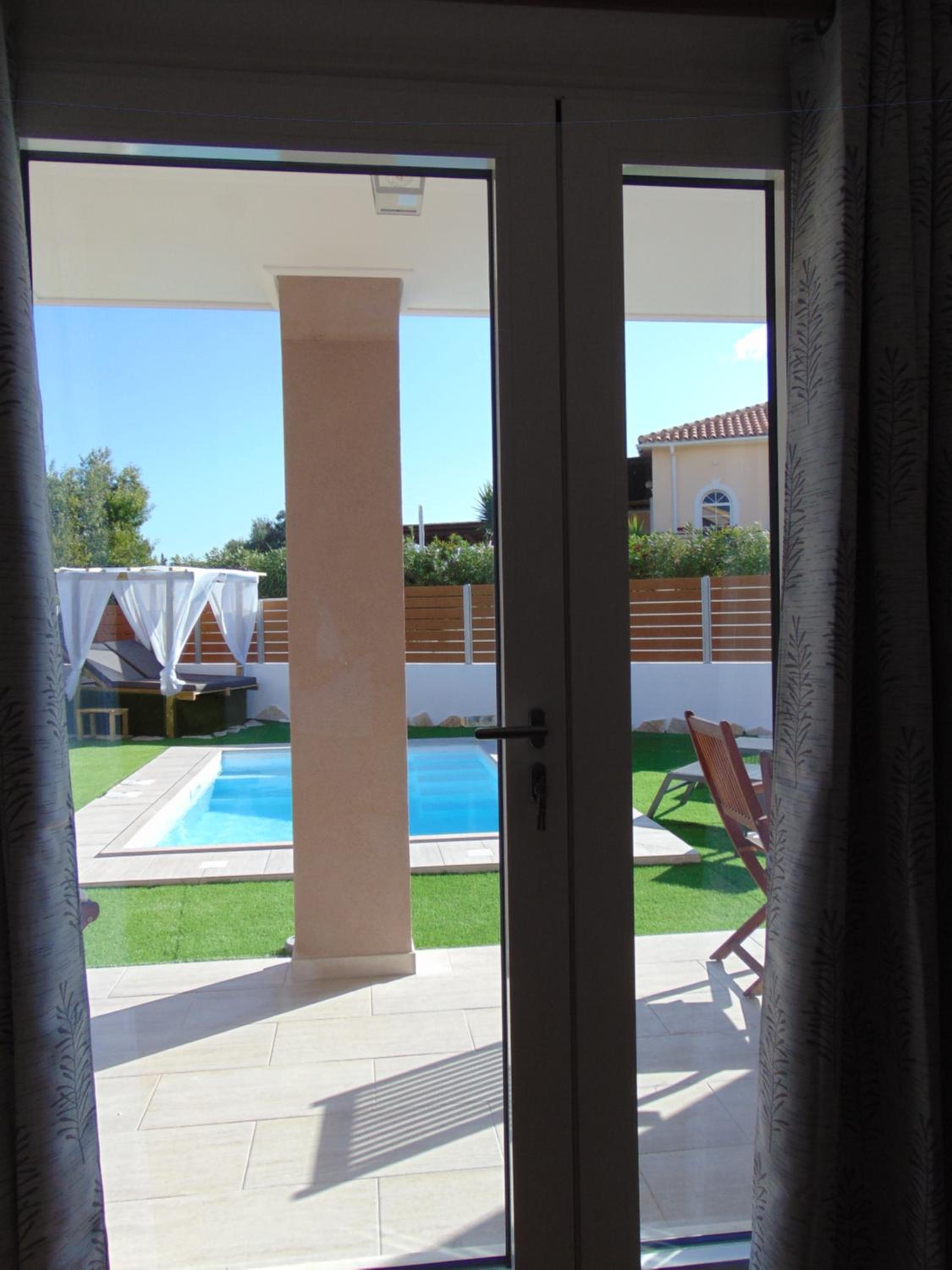 Dianthos Villa