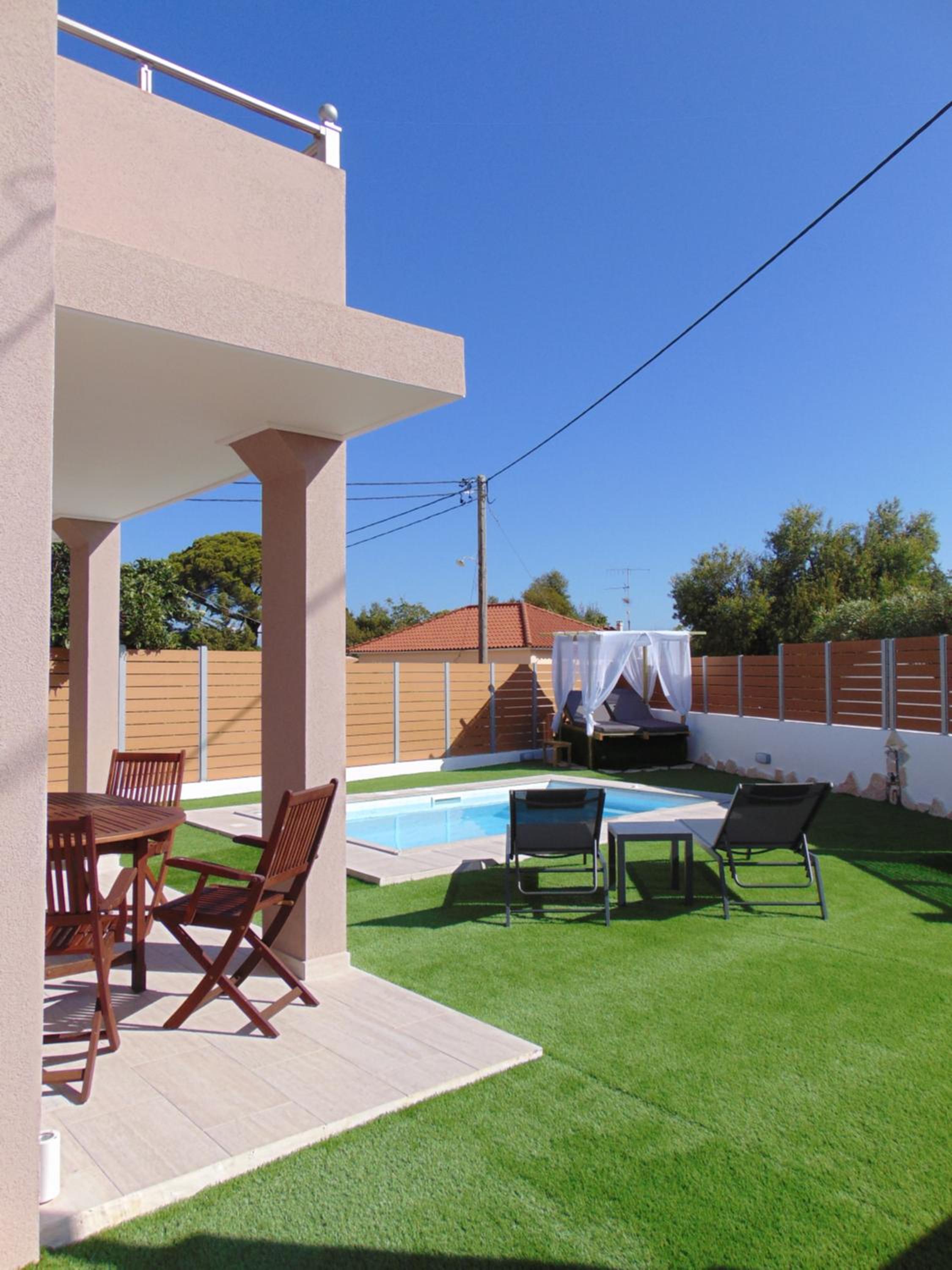 Dianthos Villa