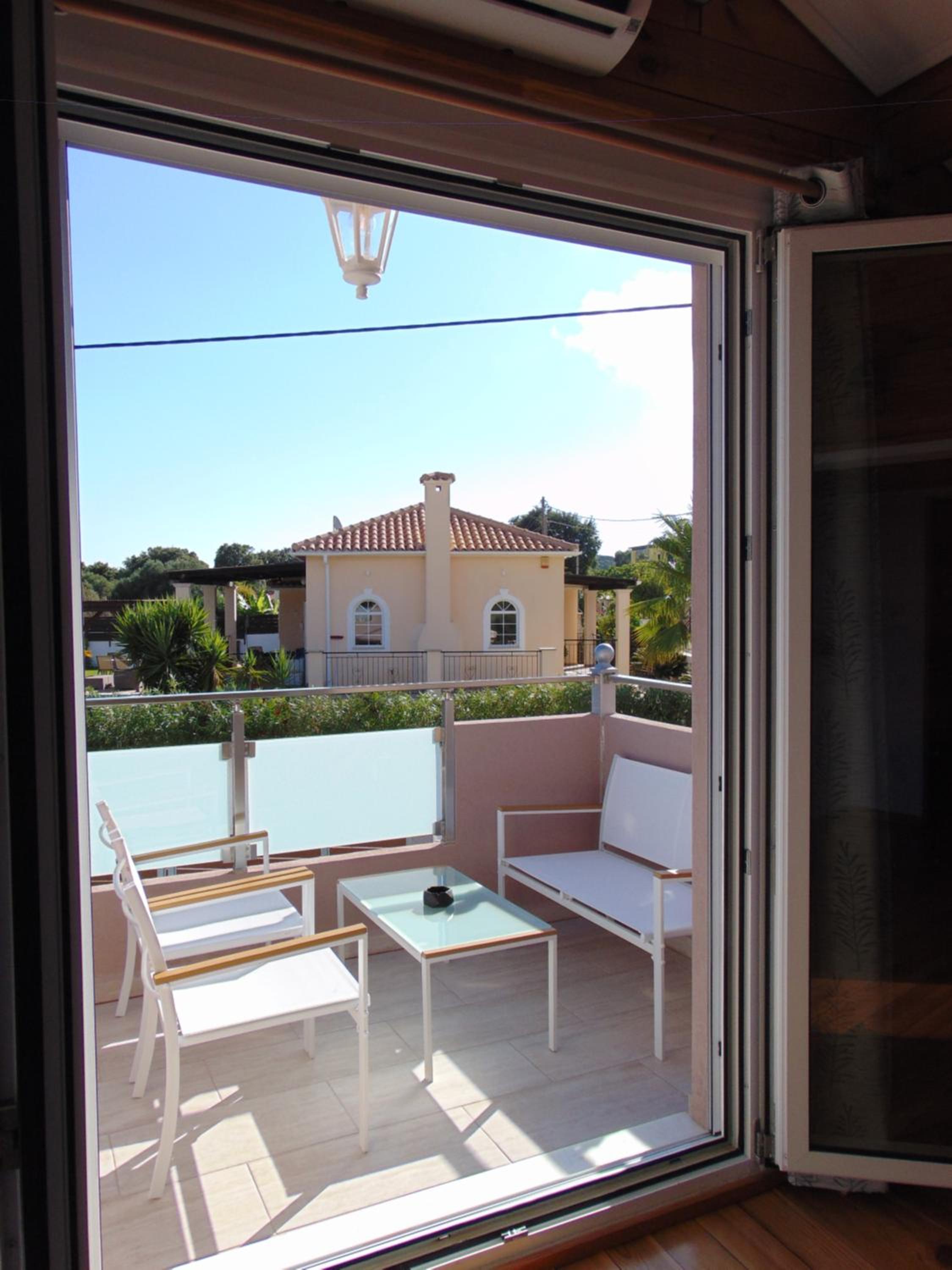 Dianthos Villa