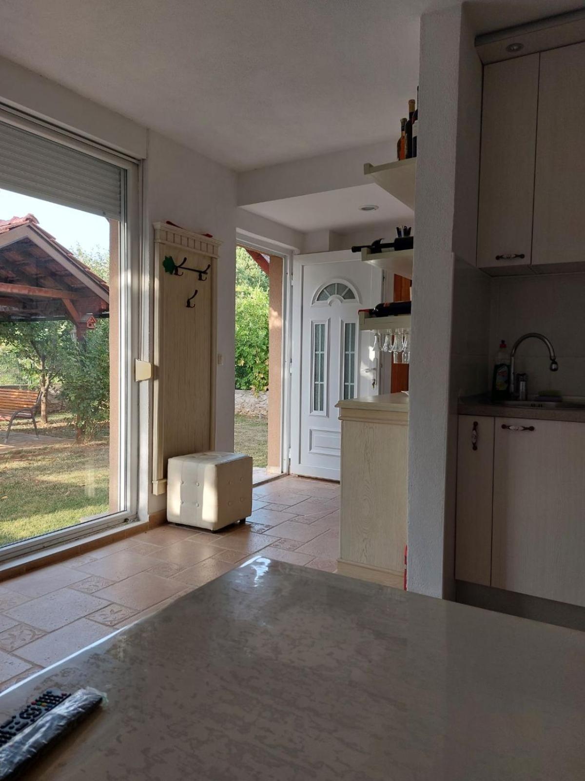 Apartmani Neda