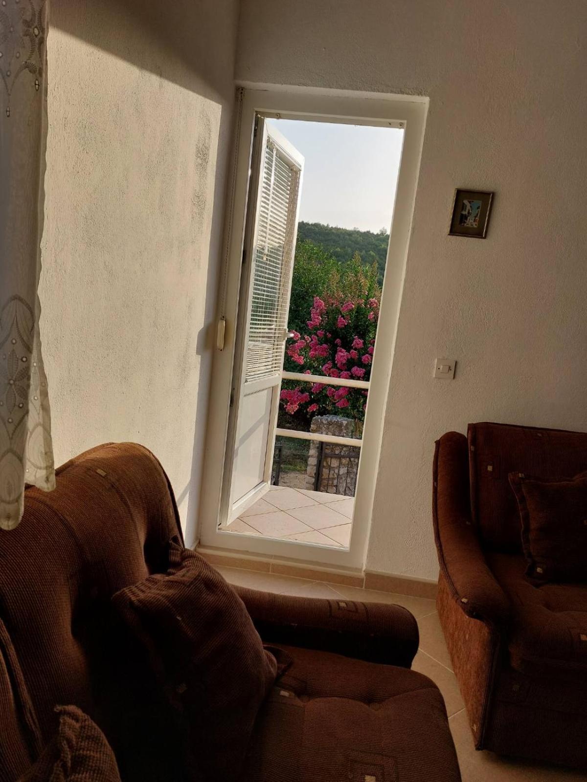 Apartmani Neda