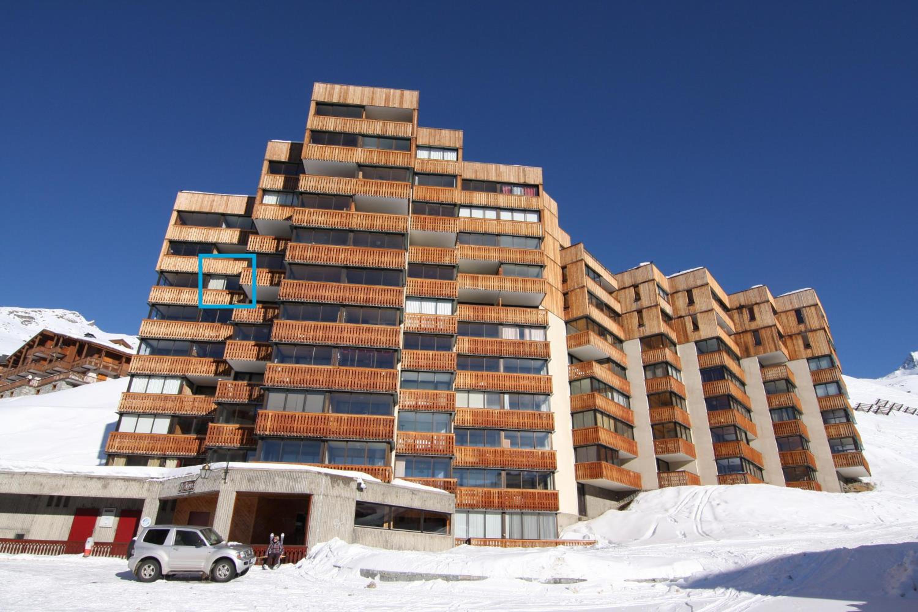 APT centre station vue sur les pistes de Val Thorens 6p