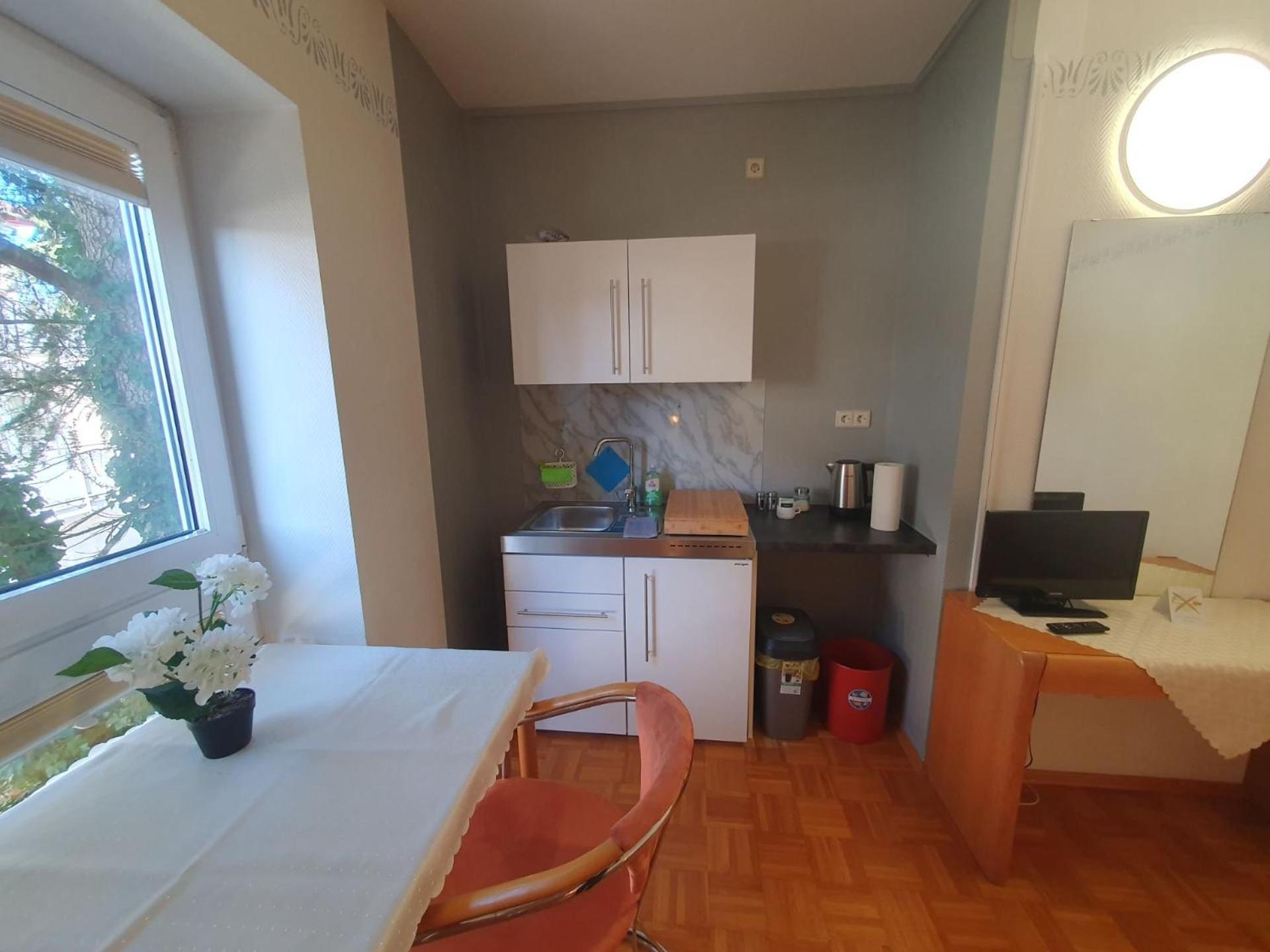 ABM Apartment Haus