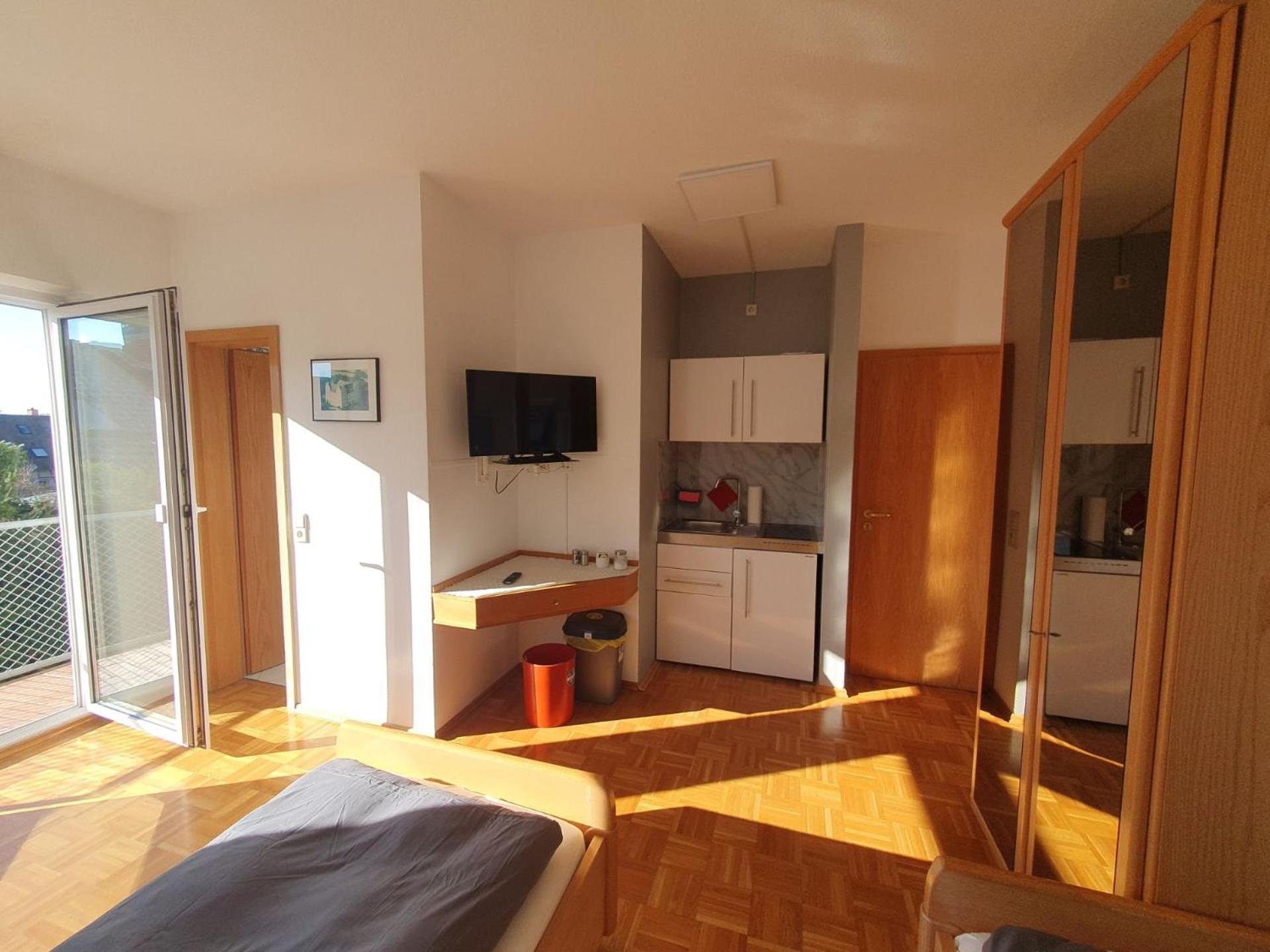 ABM Apartment Haus