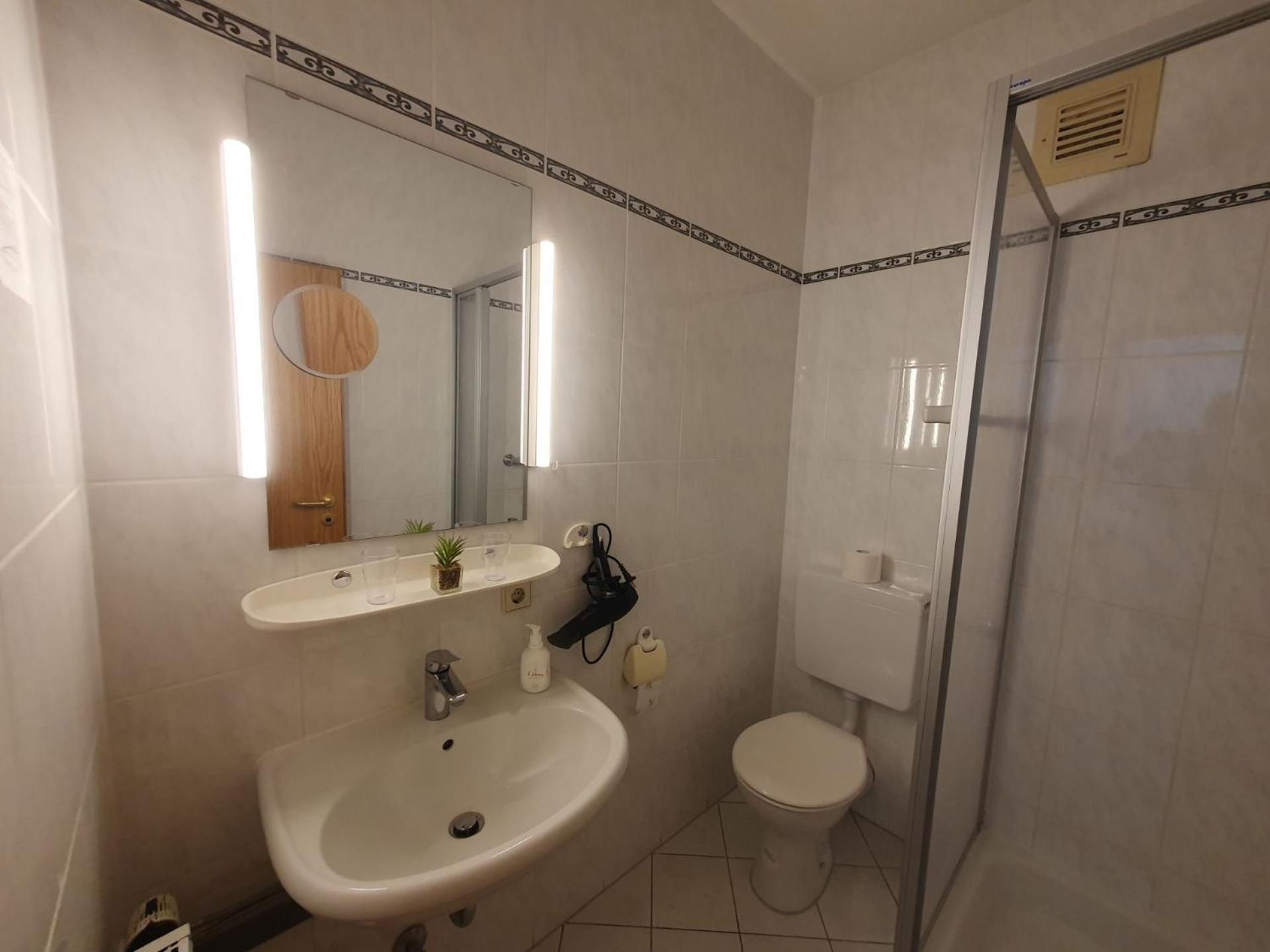 ABM Apartment Haus