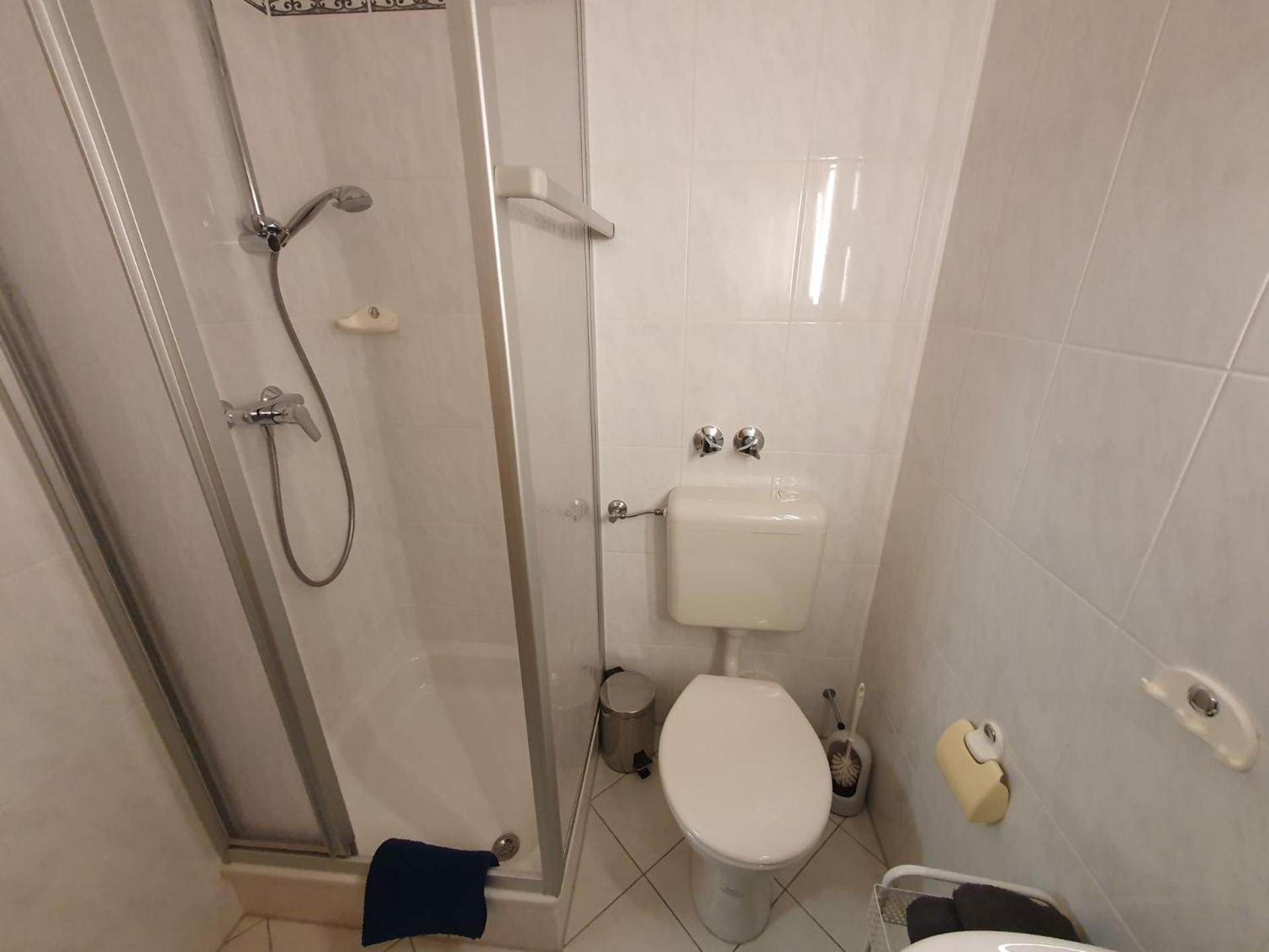 ABM Apartment Haus