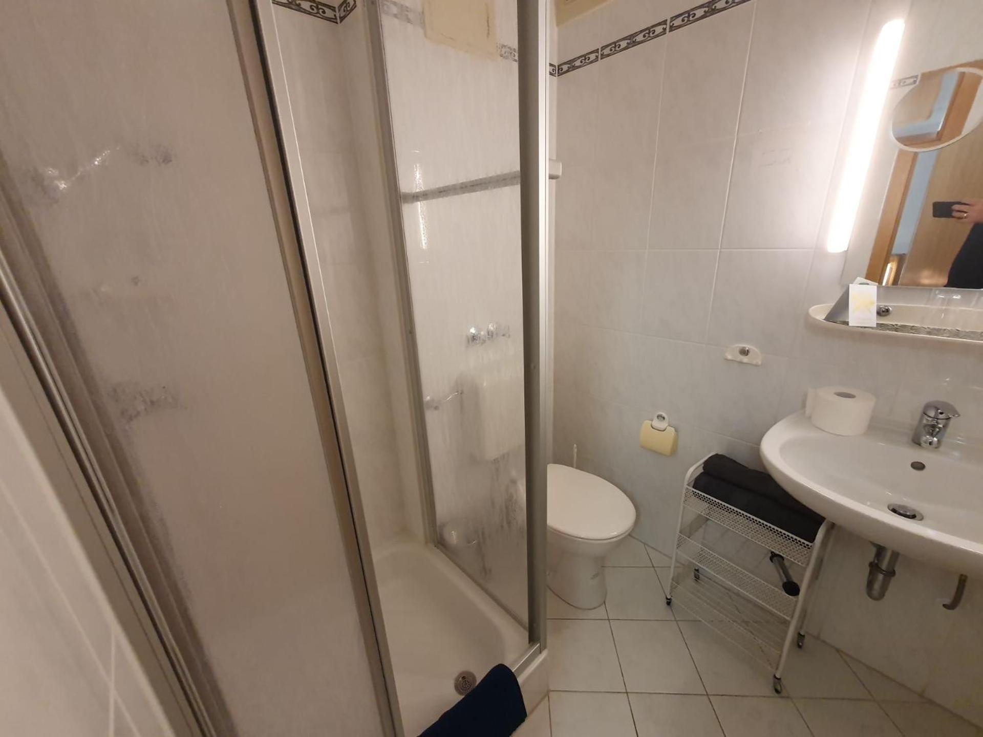 ABM Apartment Haus