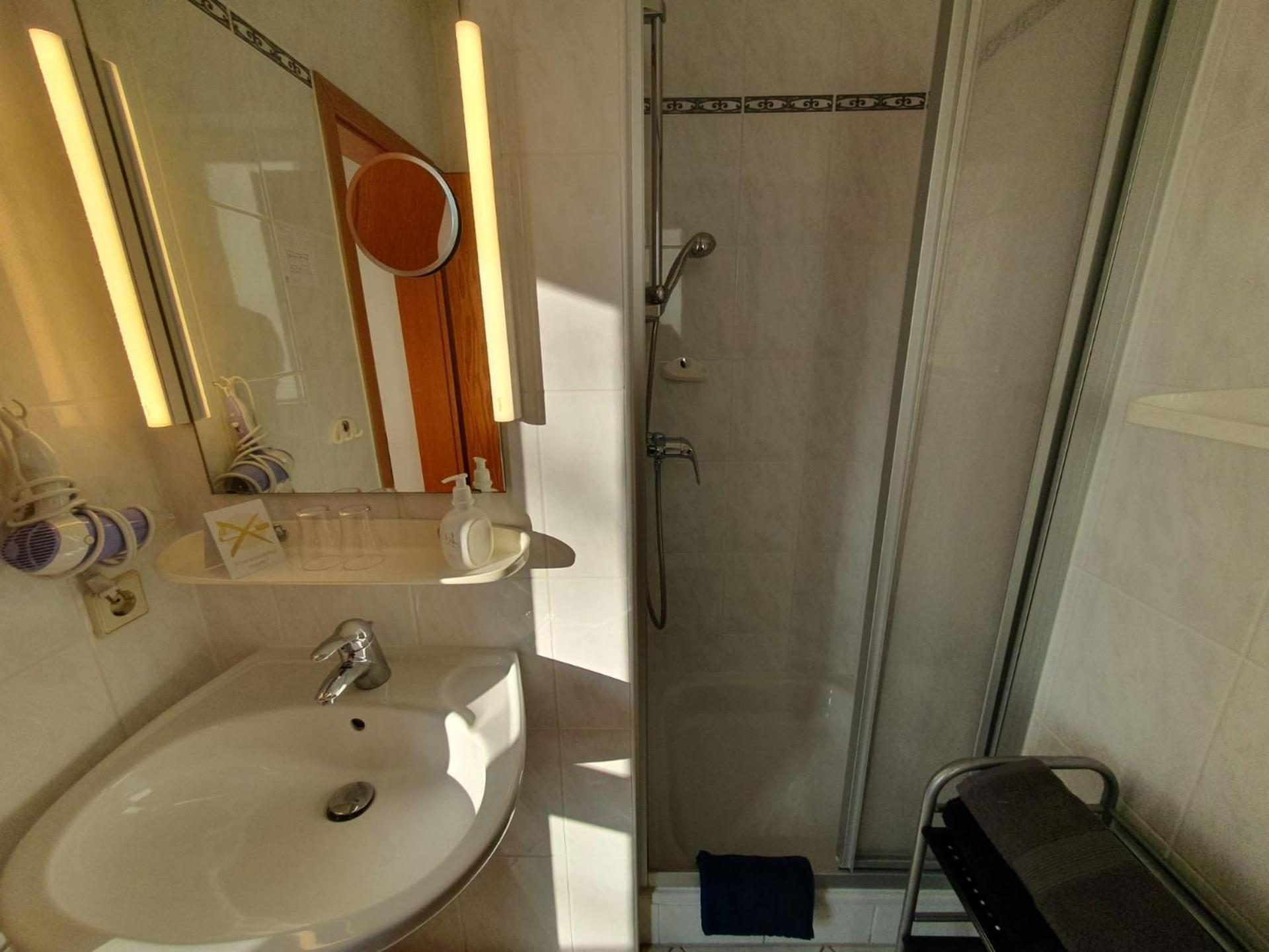 ABM Apartment Haus