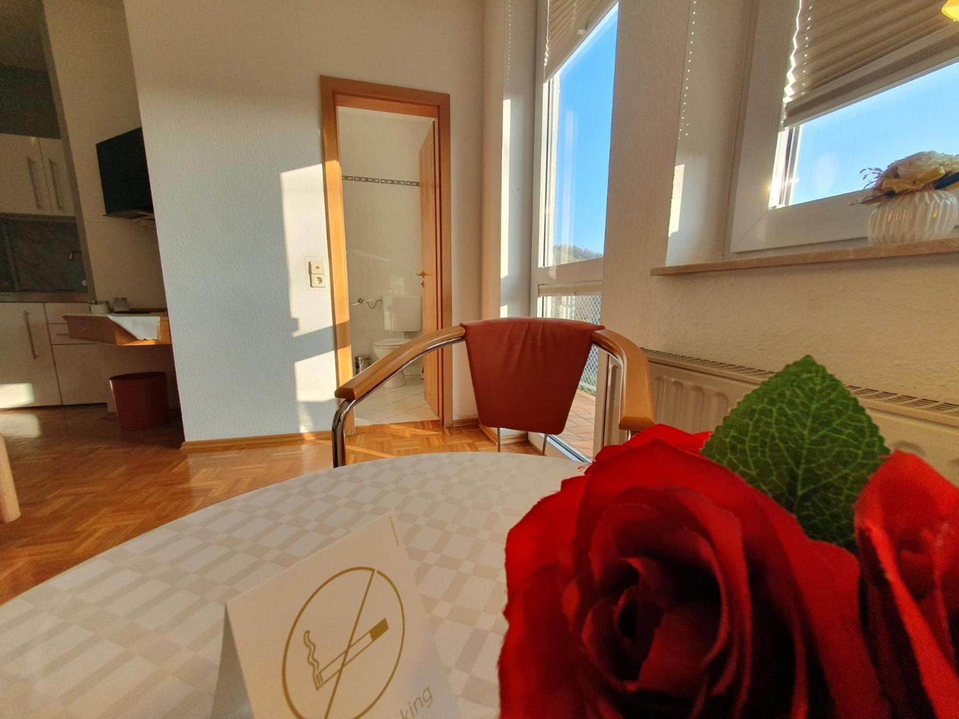 ABM Apartment Haus