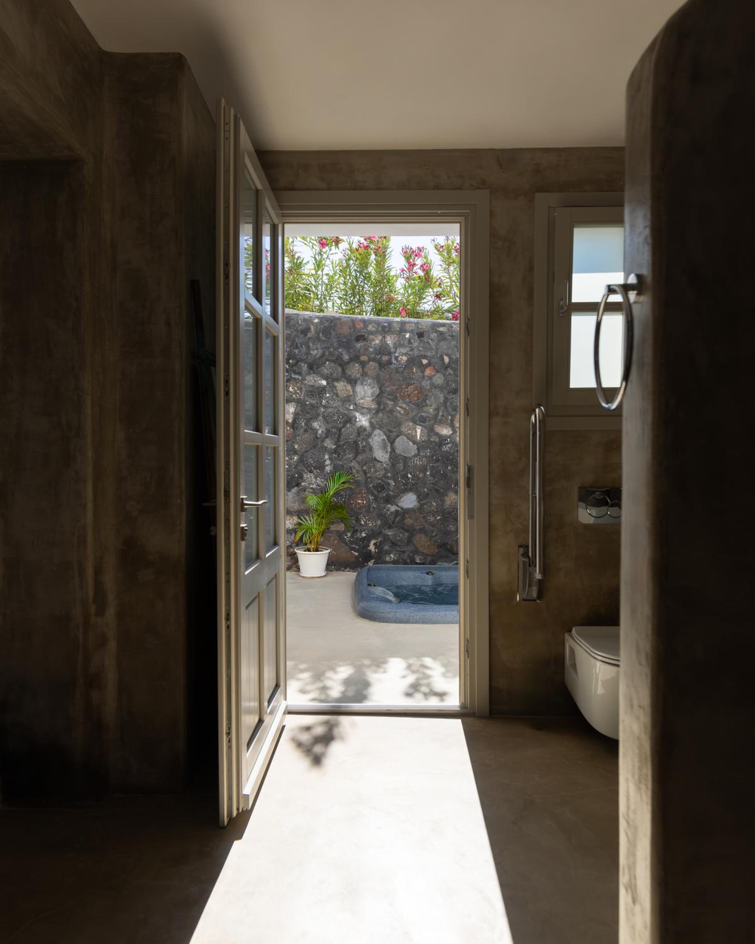 Oia Vacations - Danae Suites Santorini - Property Image 2