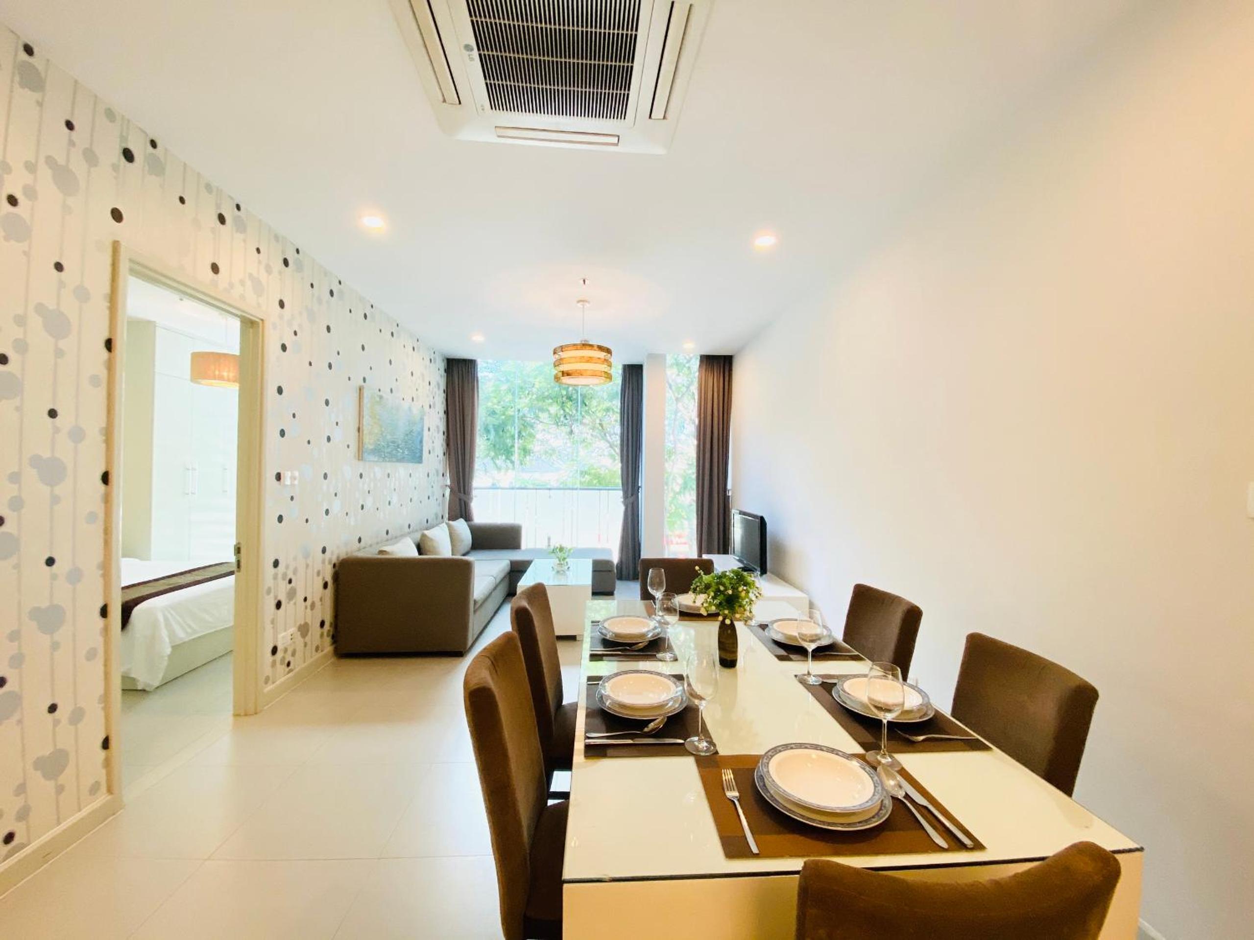 GLENWOOD APARTMENT