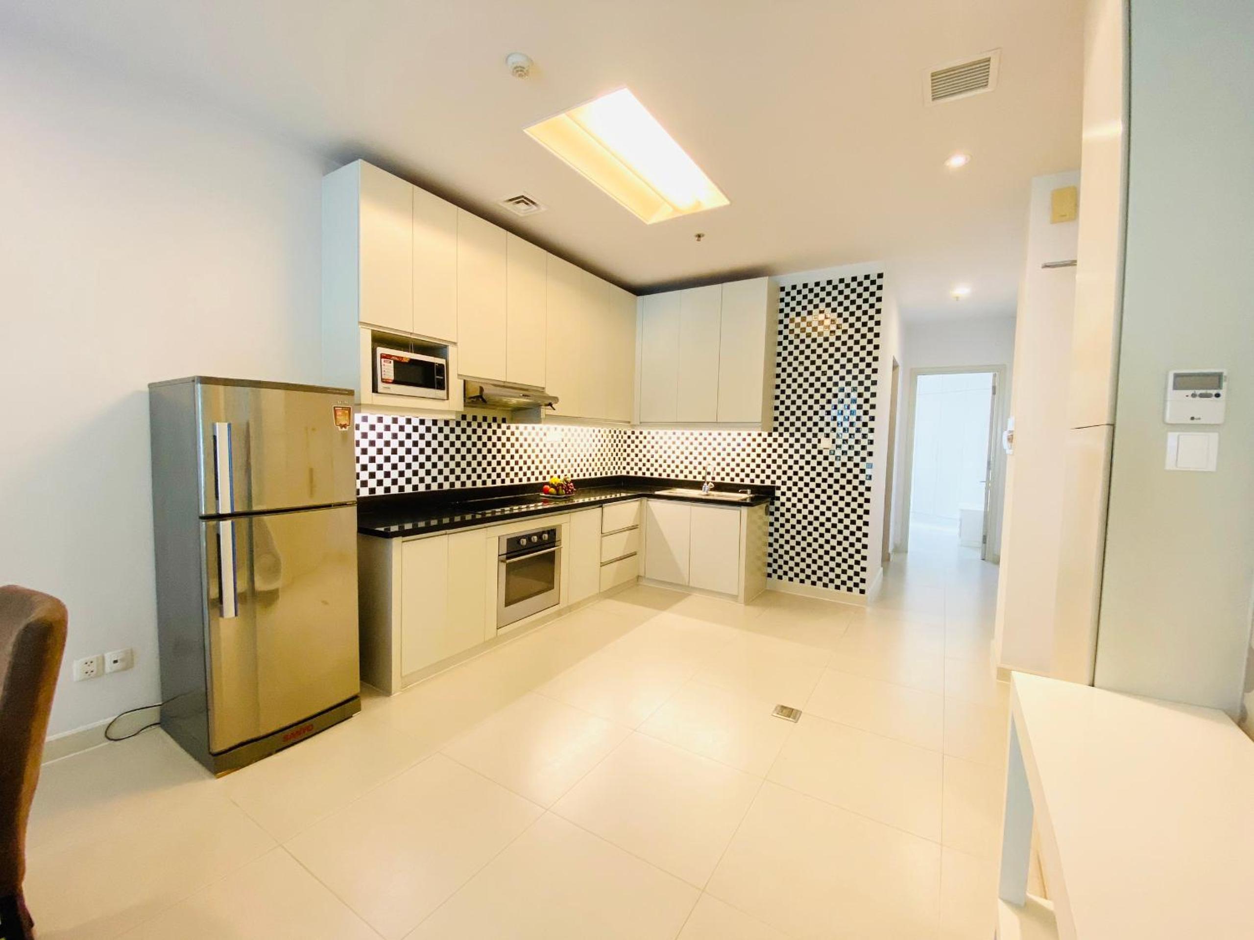 GLENWOOD APARTMENT