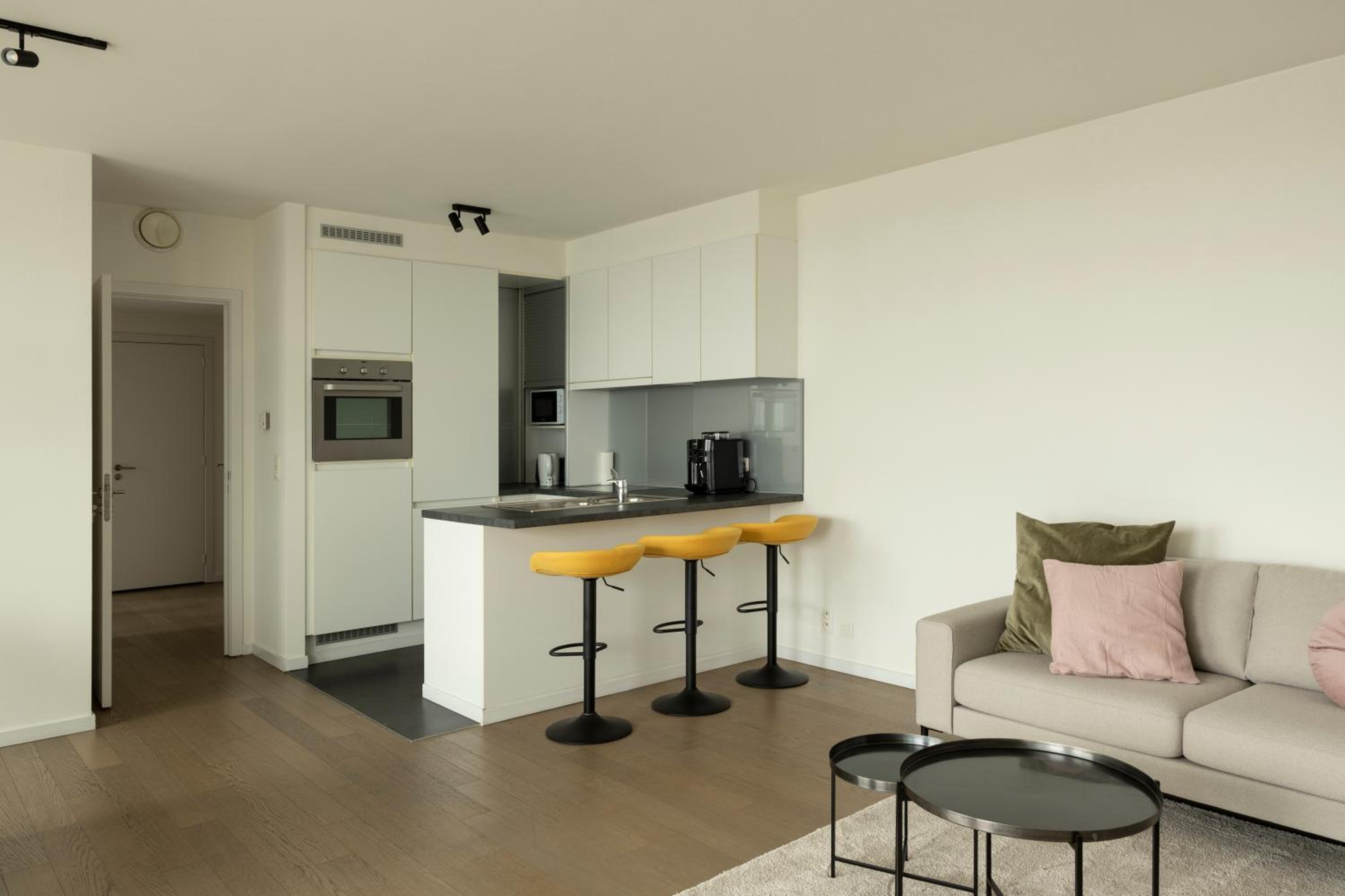 UNIEK appartement - mooiste en hoogste uitzicht op Antwerpen! - incl gratis parking