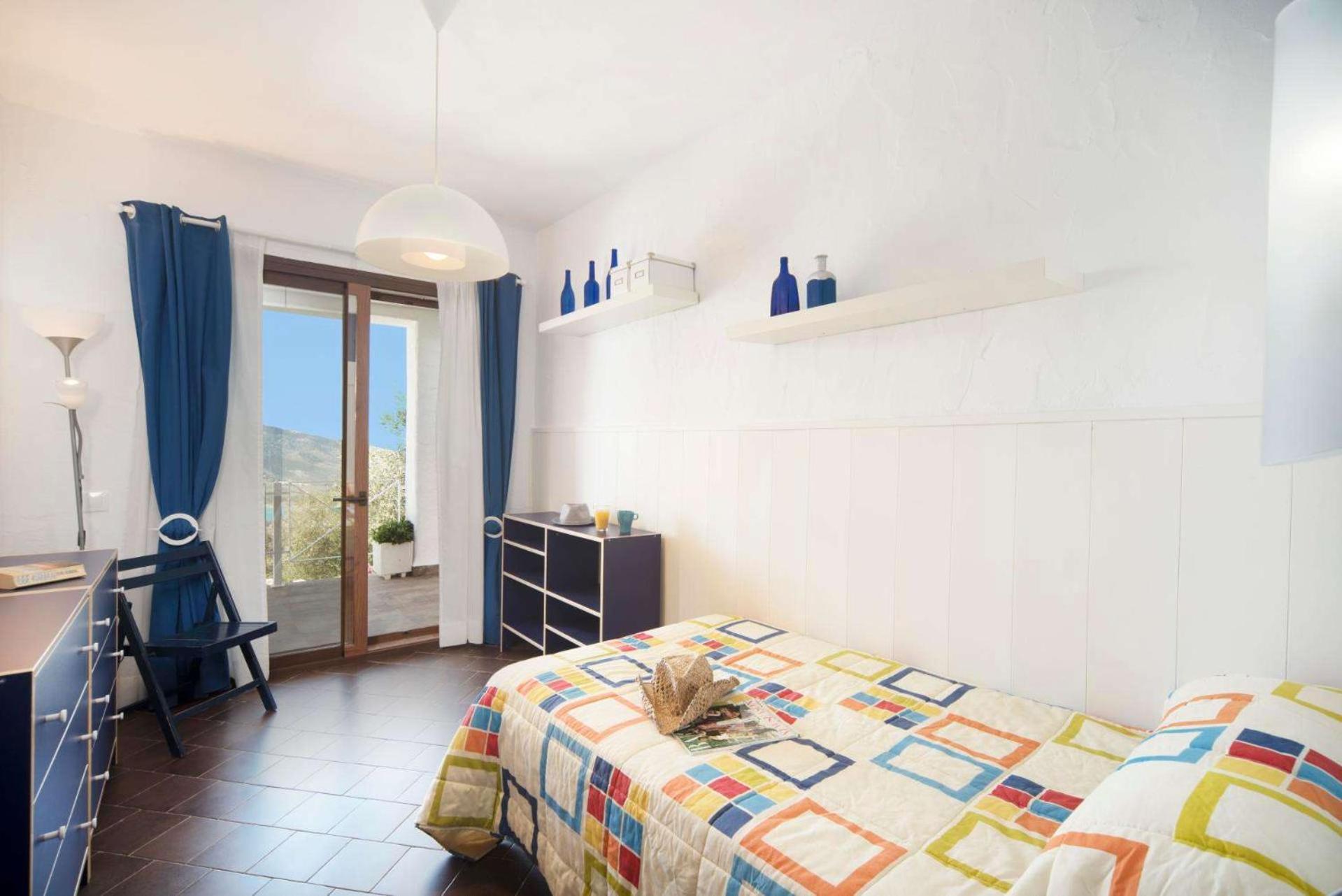 La Almena Blanca by Vintage Travel
