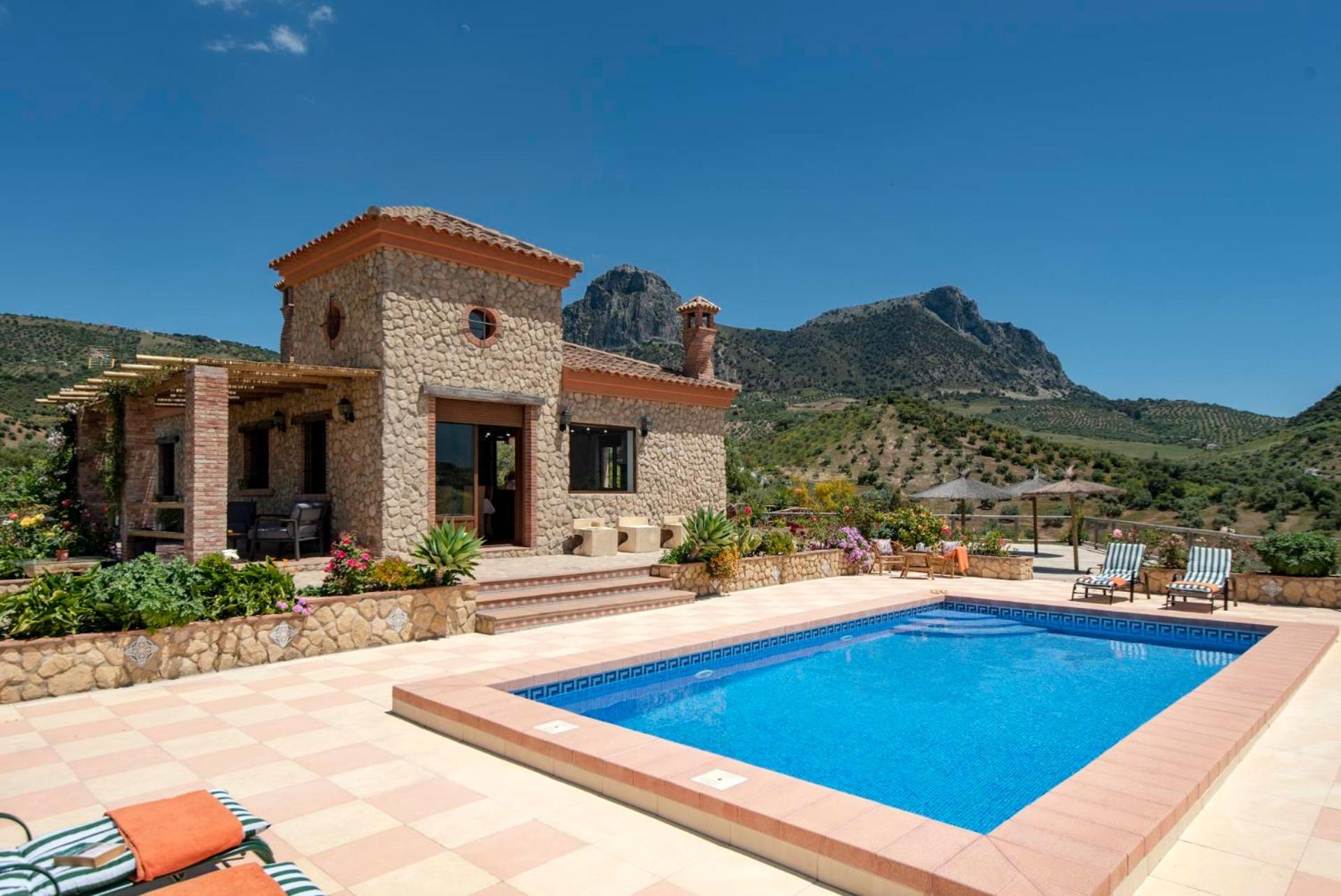 El Huertecillo by Vintage Travel