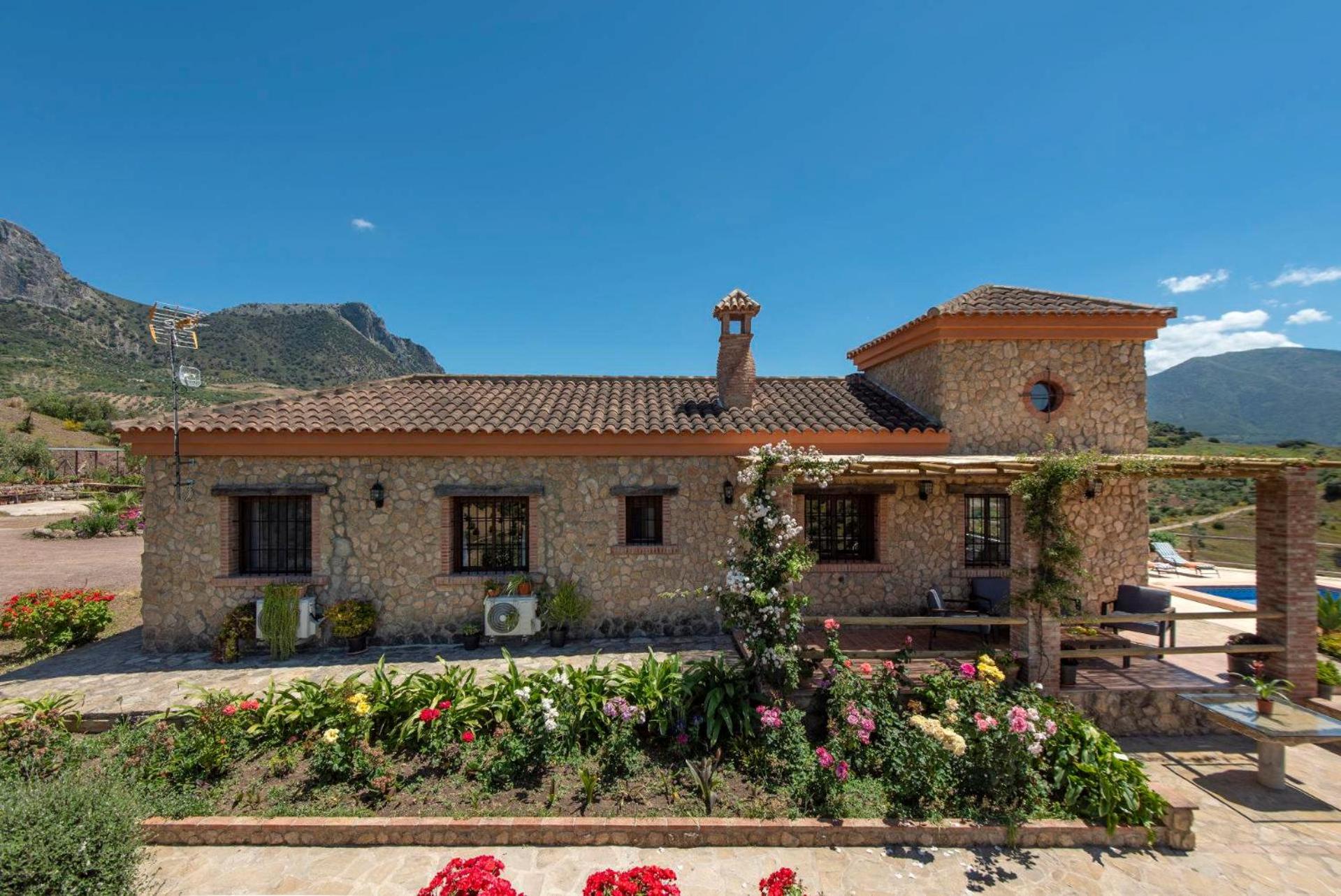 El Huertecillo by Vintage Travel