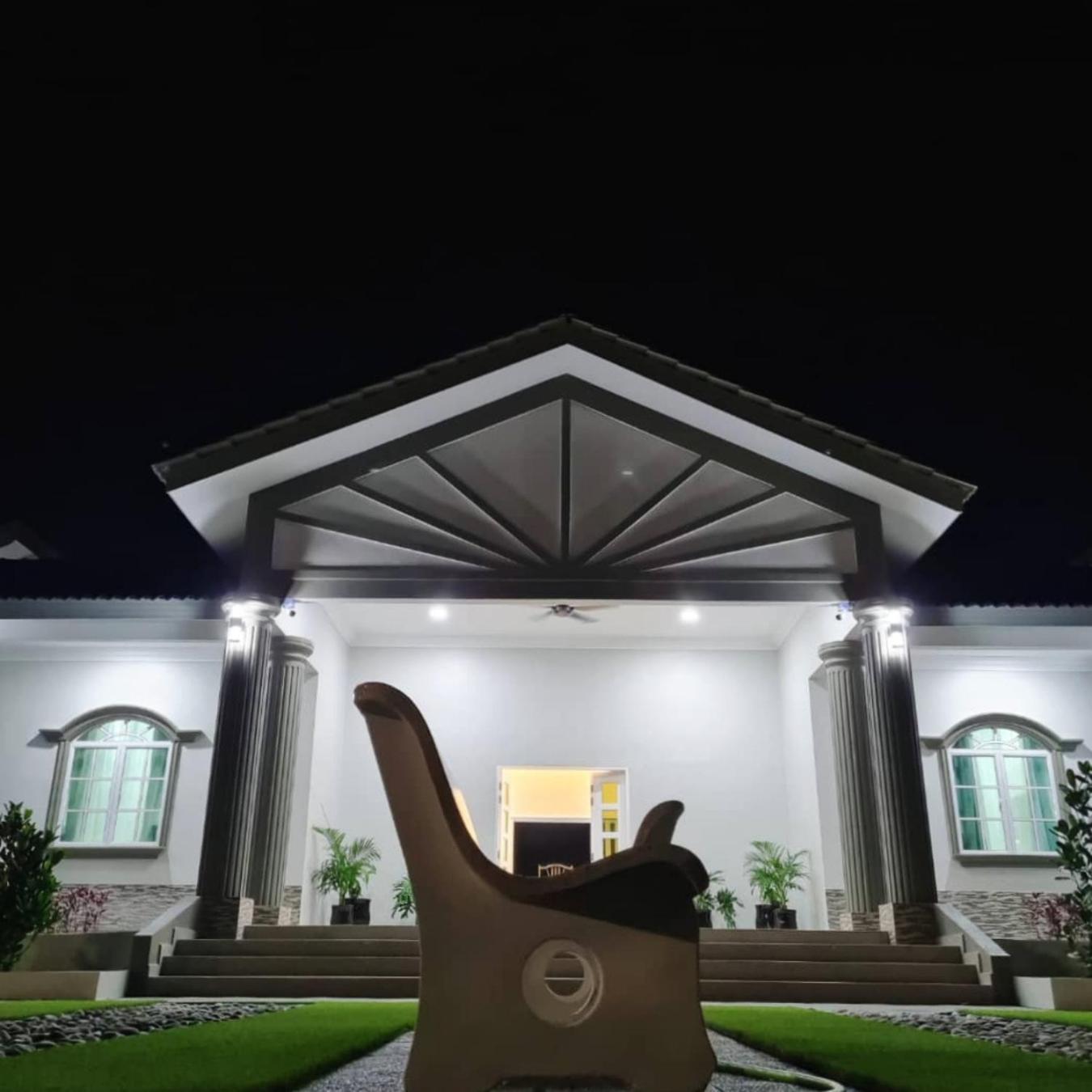 Villa Dracaena Melaka With Swimming Pool, Hill View and 20 minutes to Town photo 6