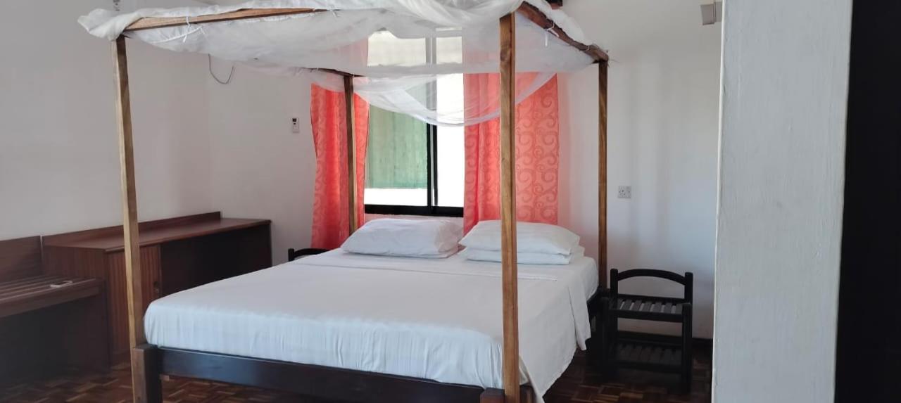 Comfy 1bedroom view 5