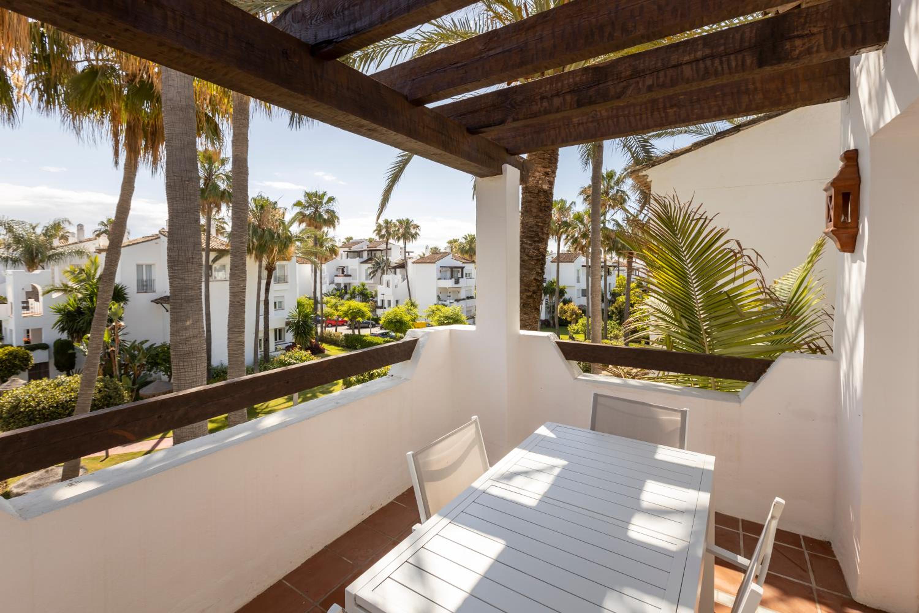 NOBBLE Apartment Costalita