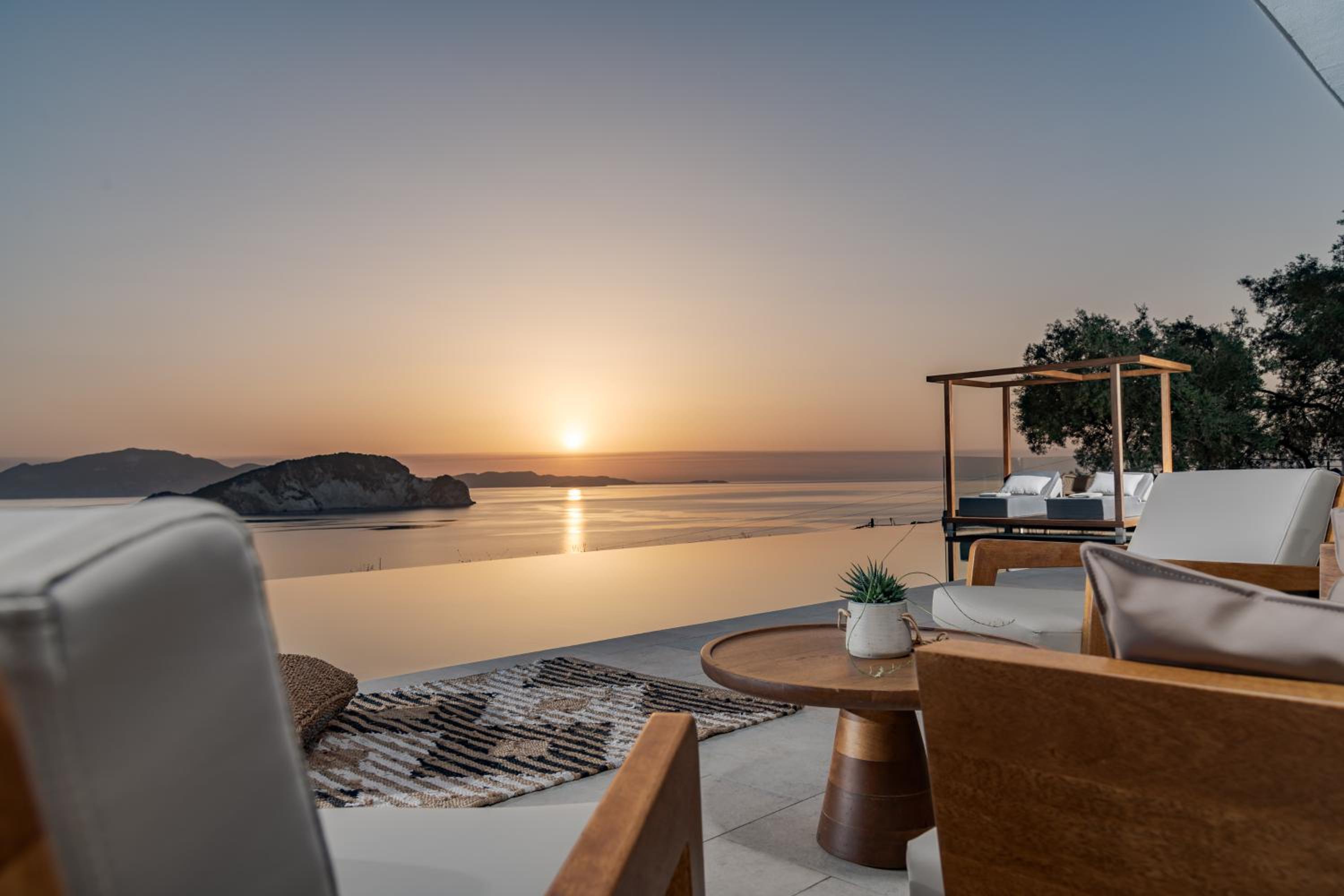 Thesan Villas