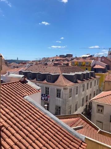 Lisbon Colours Bairro Alto Apartments