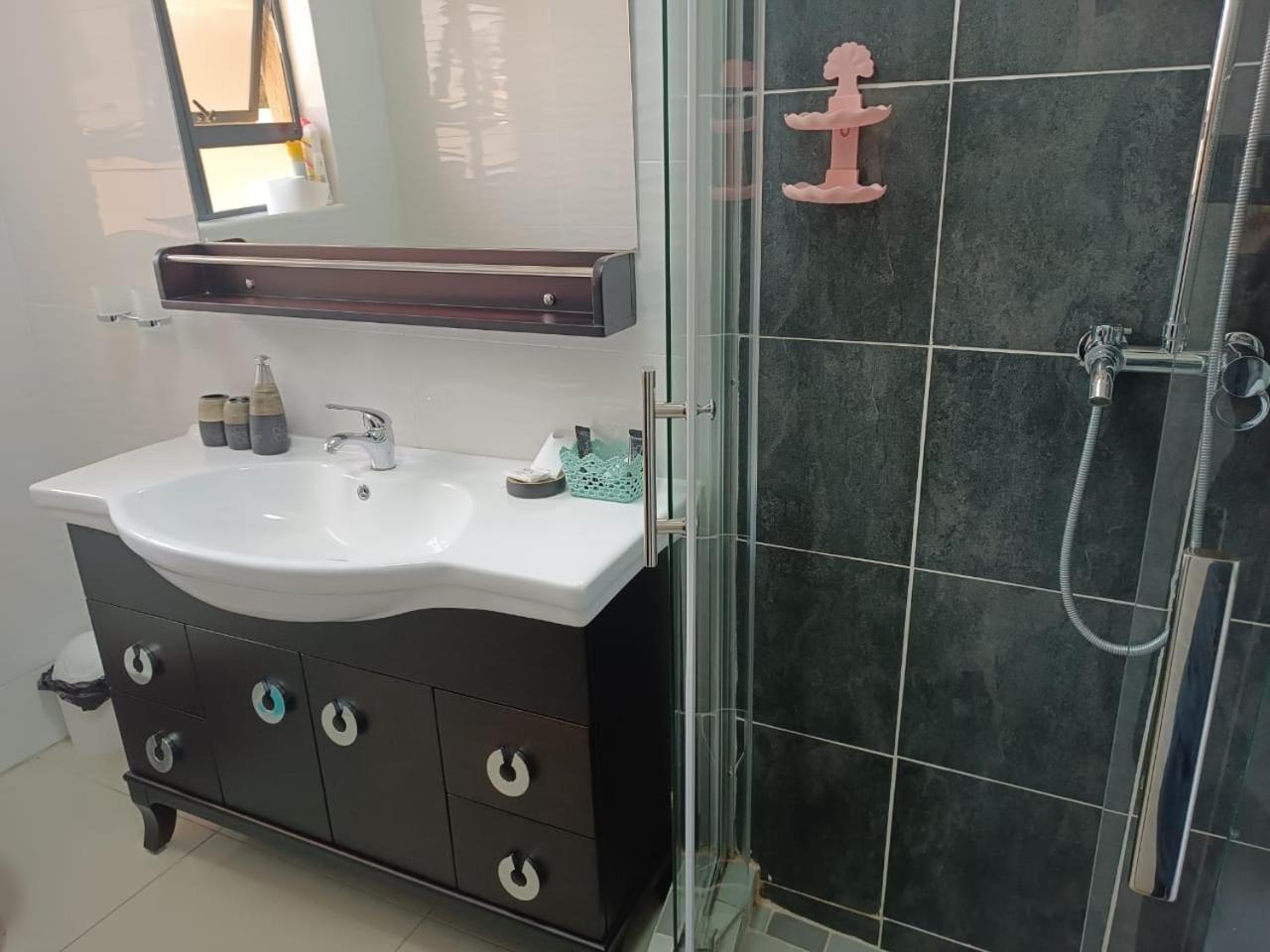 Manasseh Guesthouse