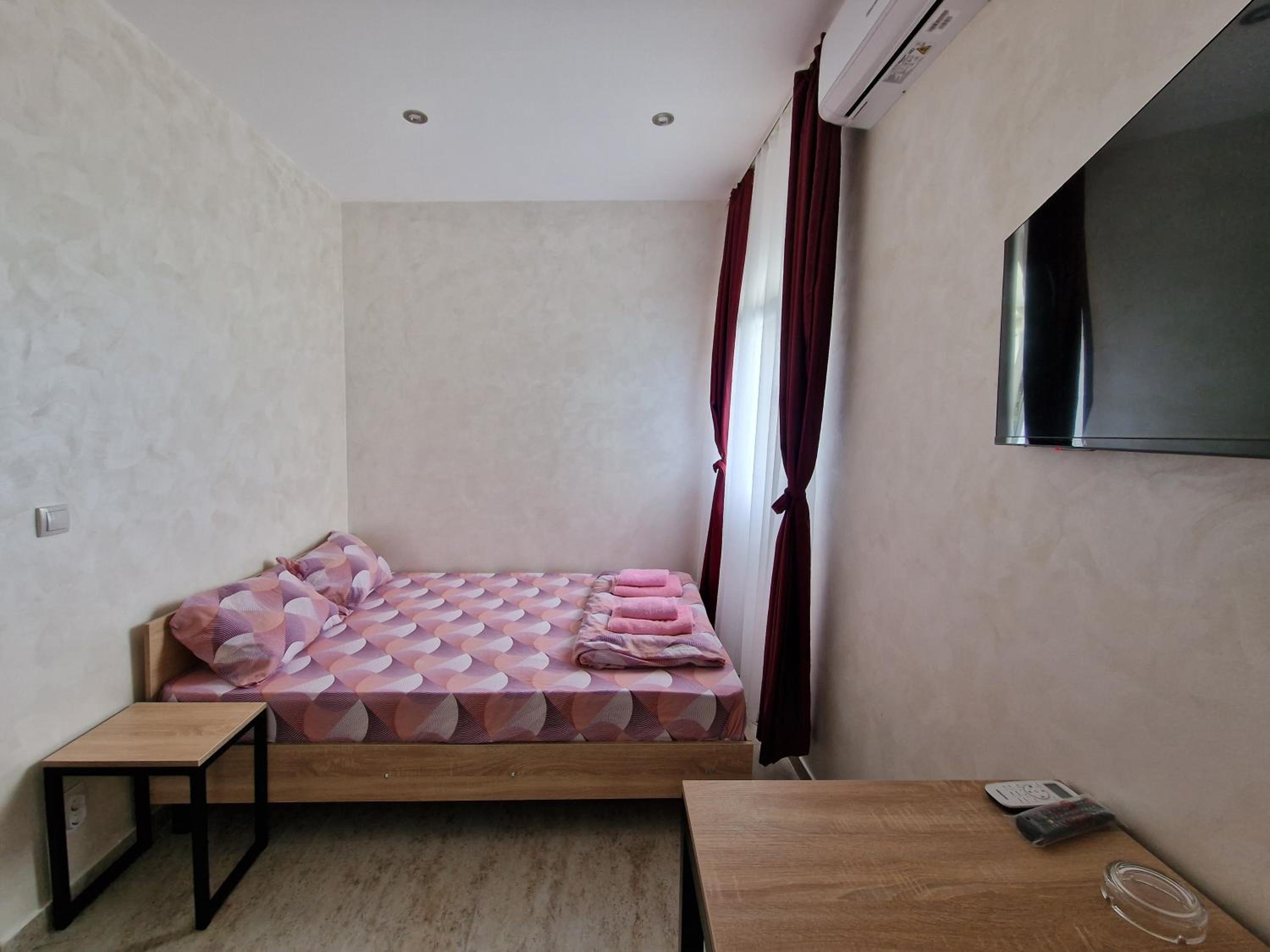 Rooms Green Set