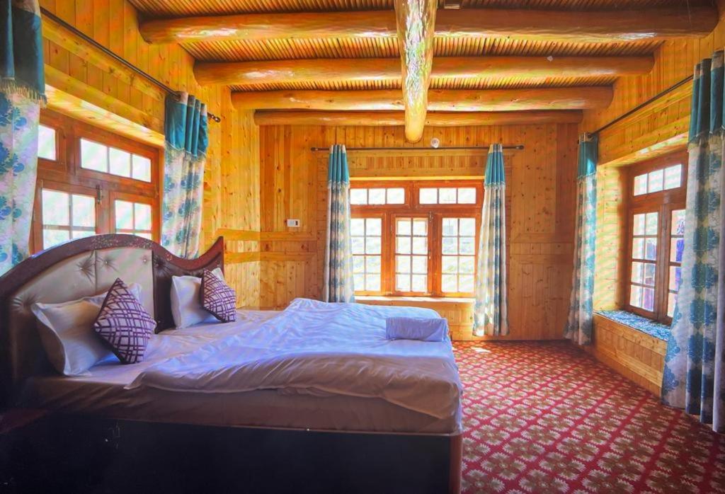 Guru view Home stay