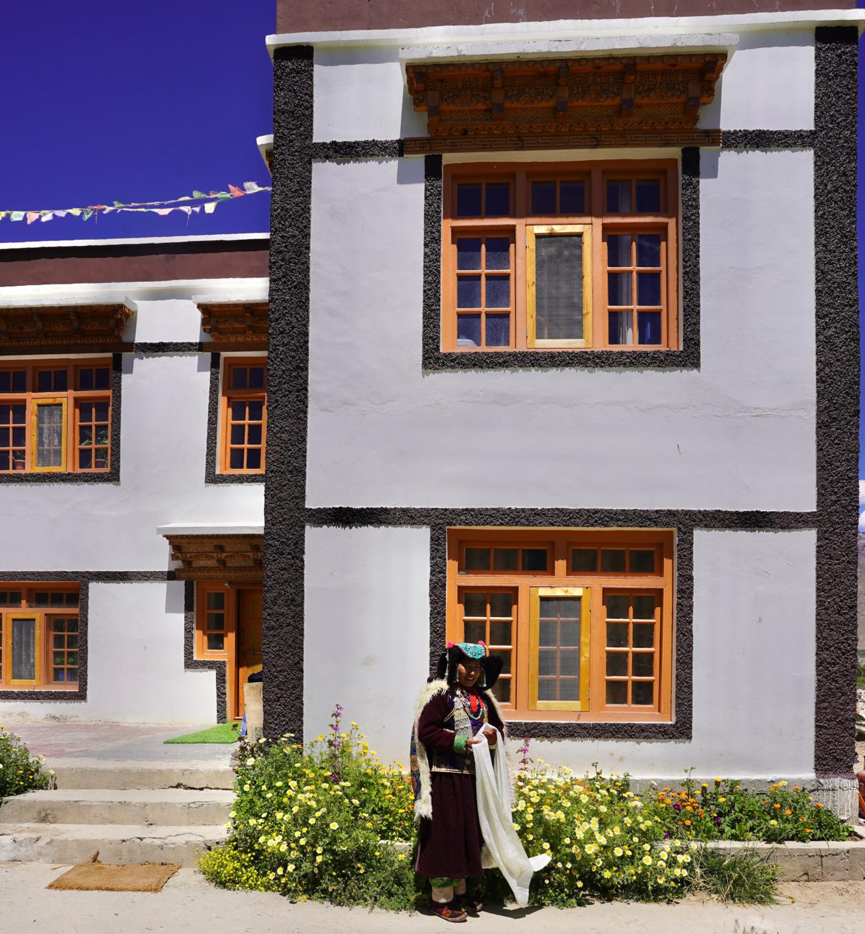 Guru view Home stay