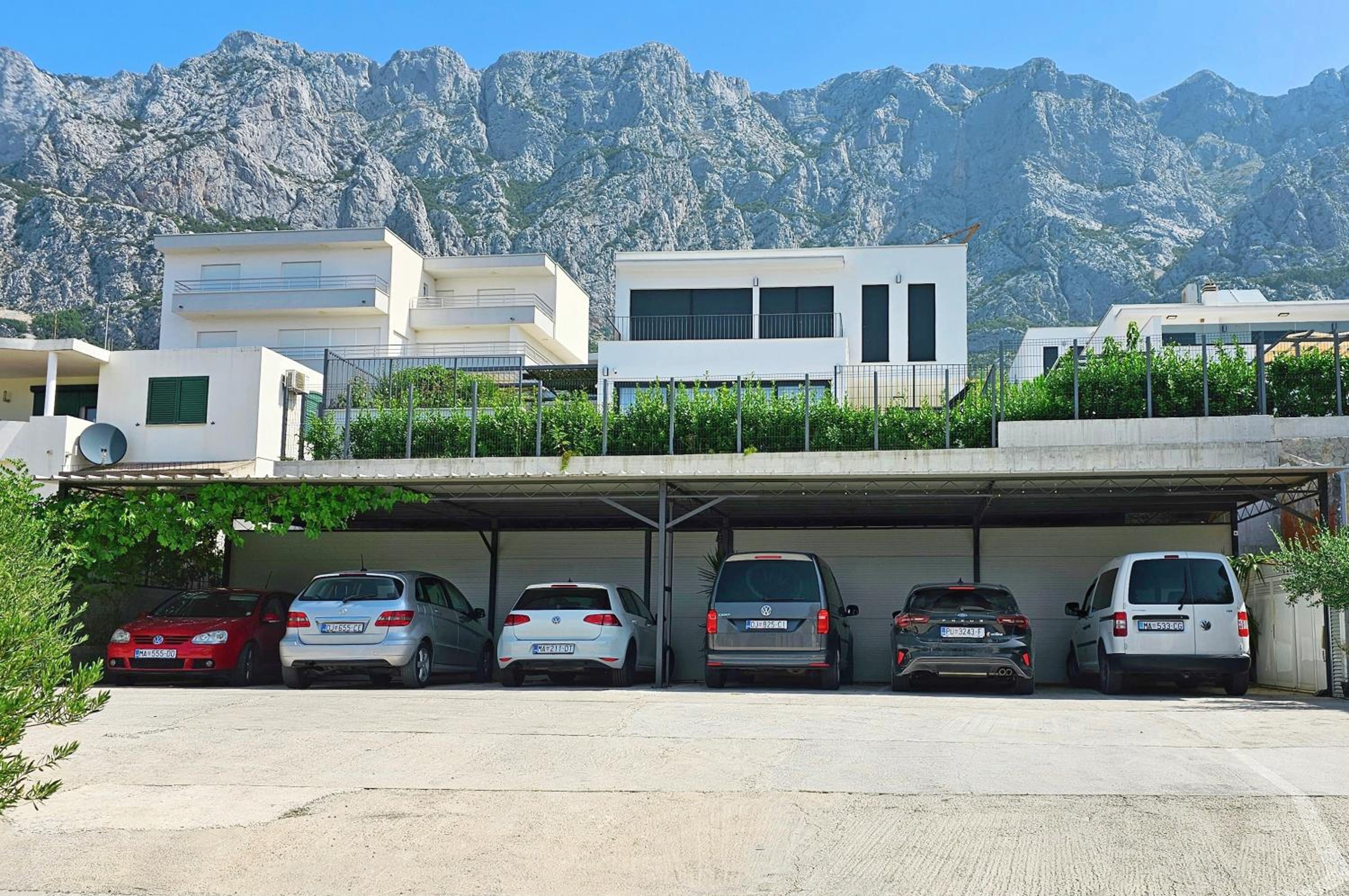 La Storia Apartments view 4