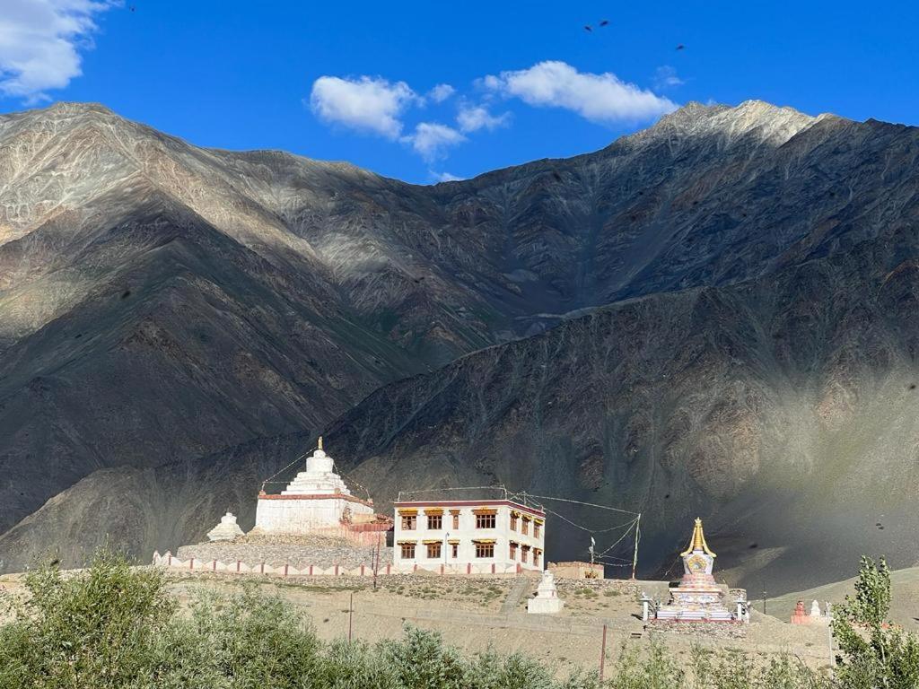 Guru view Home stay