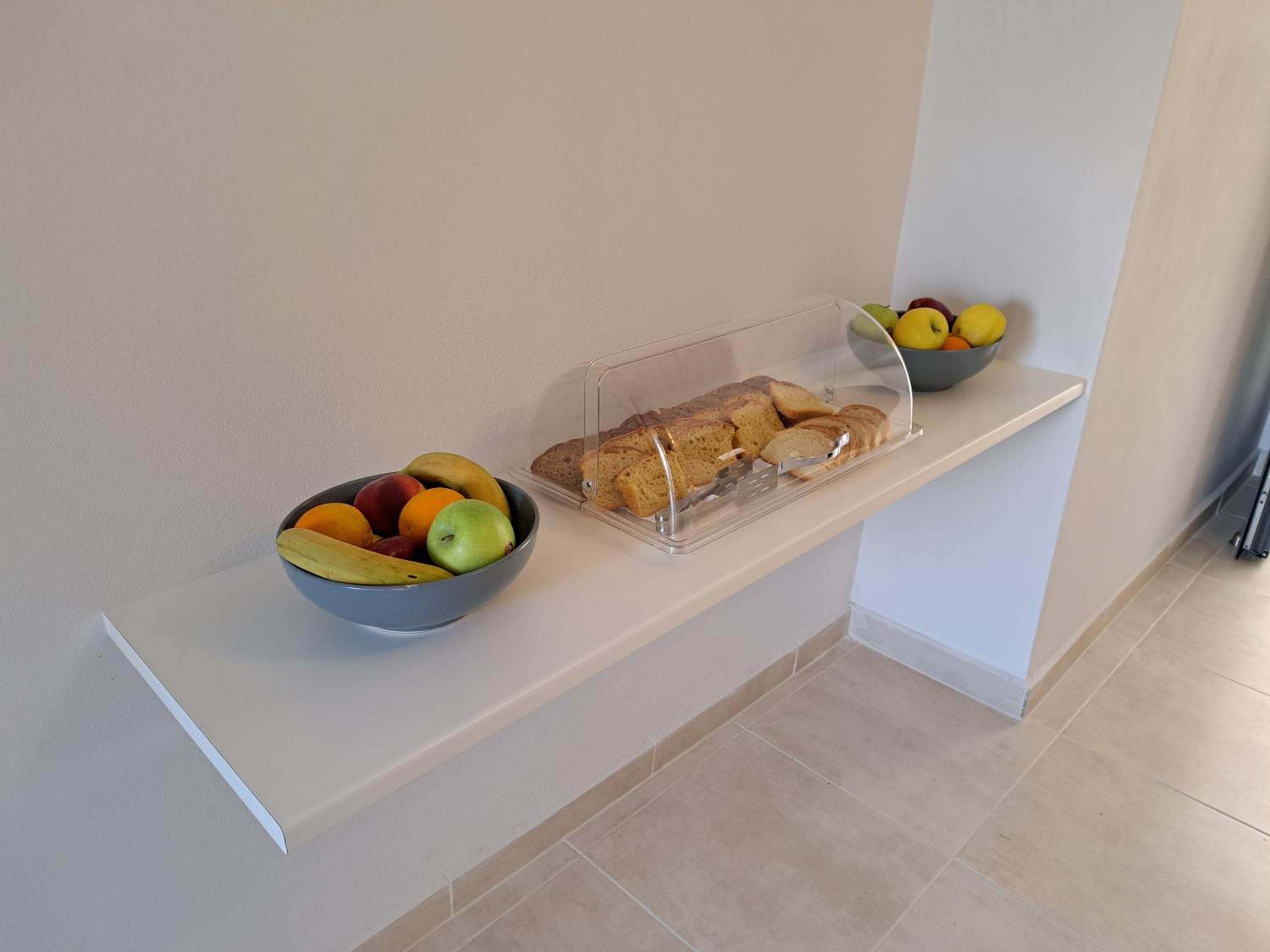 RAFKON Luxury Apartments - Myrina