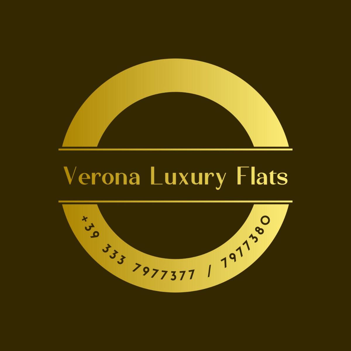 Verona Luxury Flats Piazza Erbe, floor 3 view 3