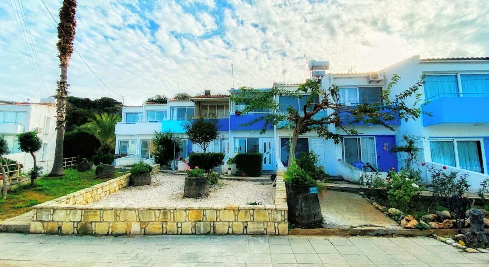 JustSmile - Seaview Maisonette in Latchi view 5