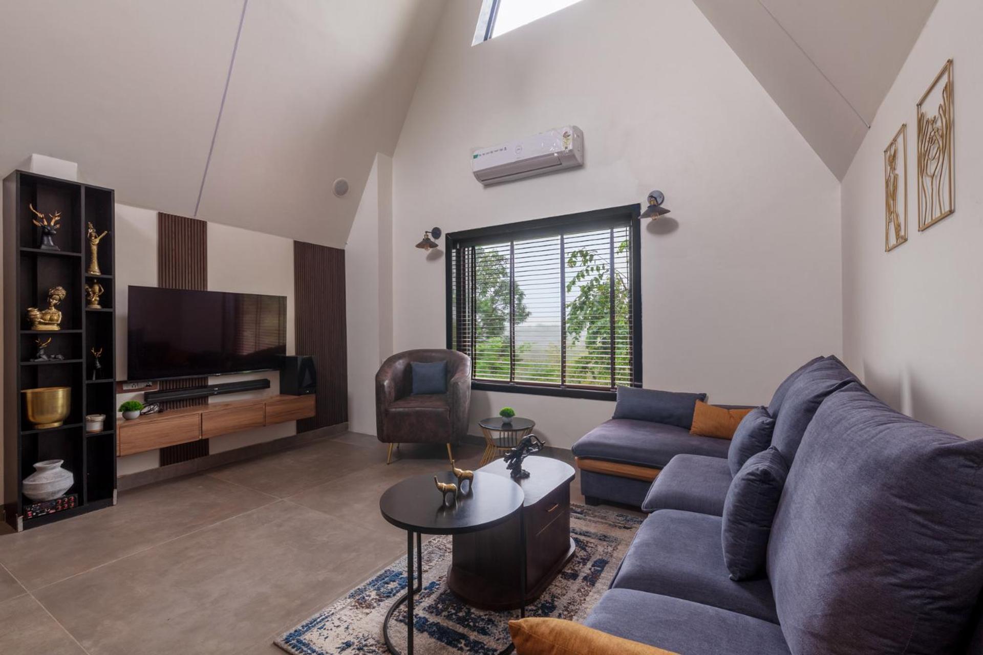 StayVista's Panoramic Peaks - Mountain-View Villa with Pool, Tent & Turf view 4