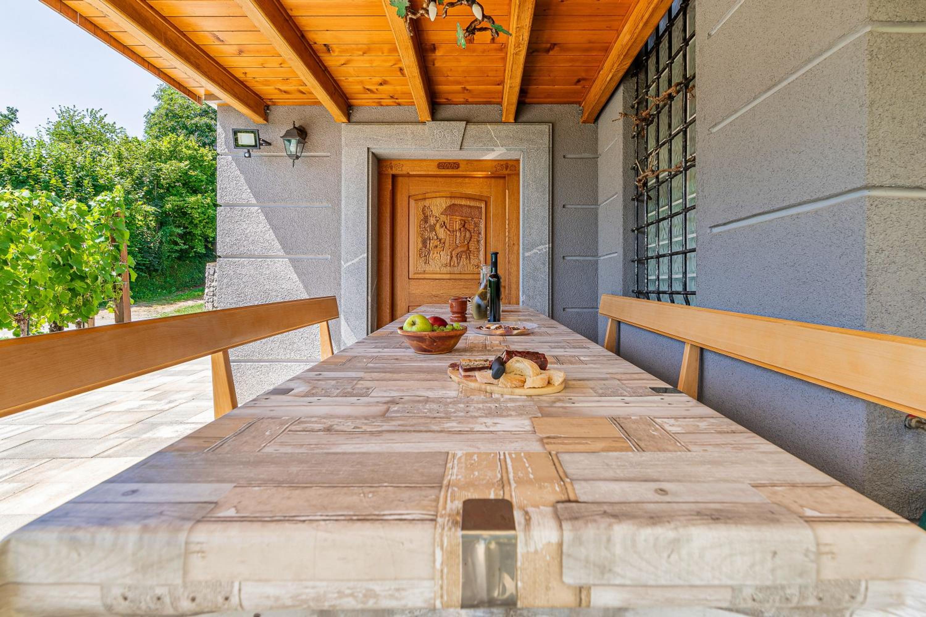 Vineyard Cottage Stepan - Happy Rentals